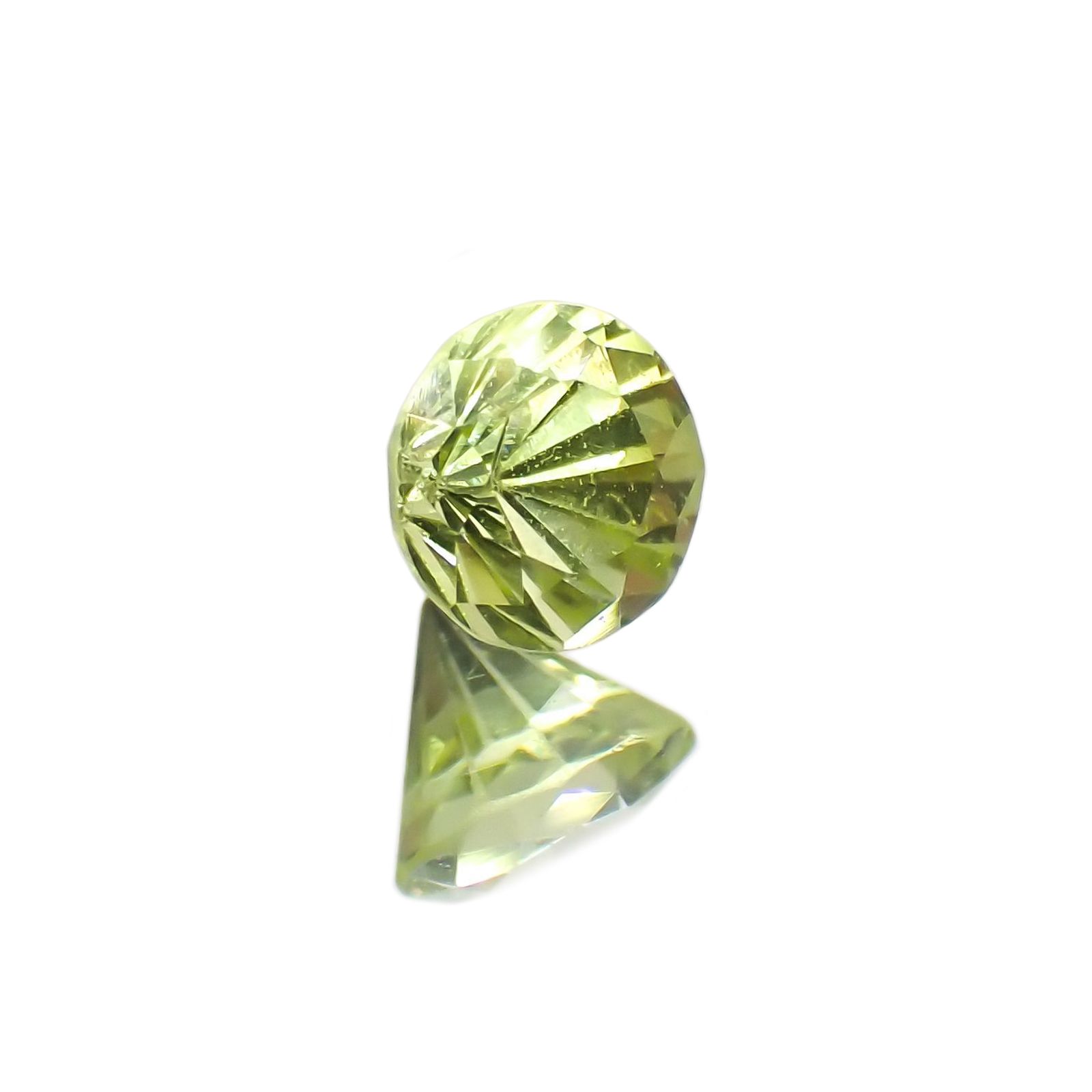 パロットクリソベリル(宝石名クリソベリル)インド産 0.35ct 識別済[220114521]3.9x3.9mm前後
