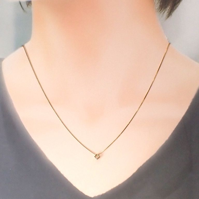 ネックレスでの着用イメージ