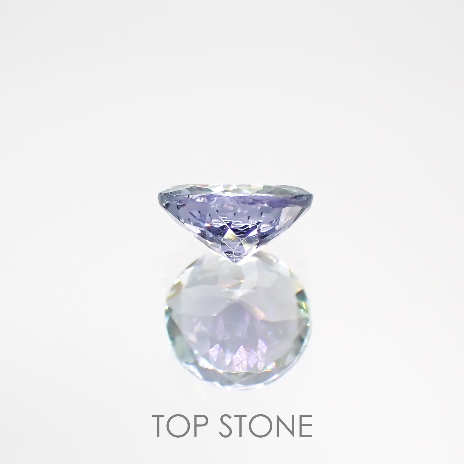 バイカラータンザナイト(ゾイサイト) タンザニア産 ルース 0.73ct[210812656]6.1×6mm前後