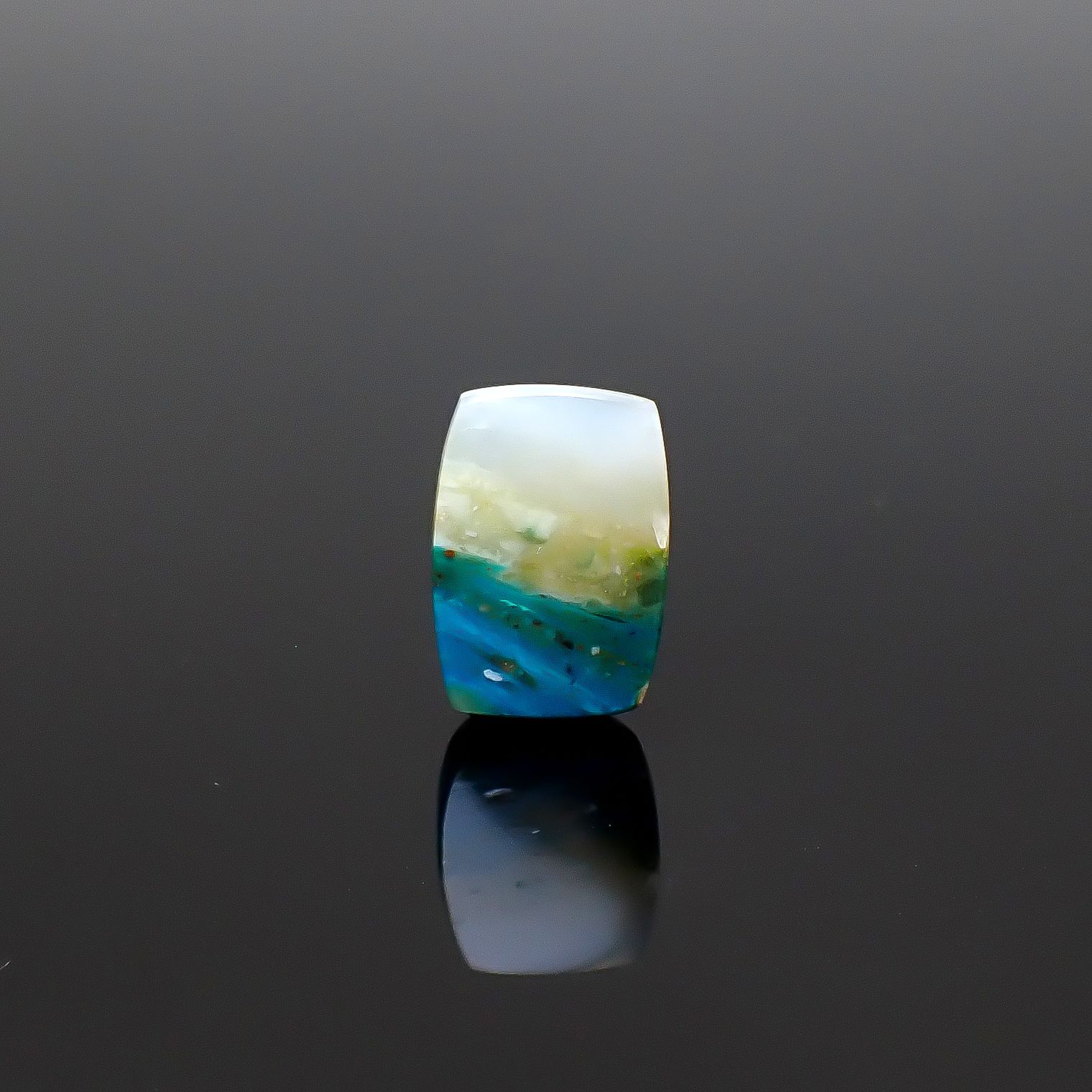 ブルーオパール ペルー産 5.29ct [250730722]13.2x9.2mm前後