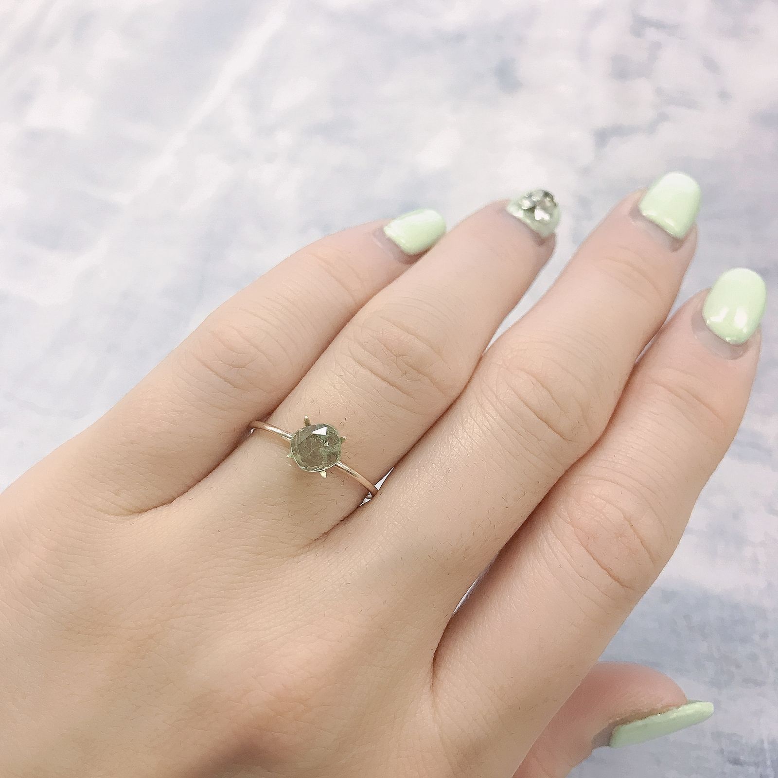 ◇ローズカット◇バナジウムコーネルピン(宝石名コーネルピン)タンザニア・タンガ州産 0.76ct 識別済[220115554]5.4x5.1mm前後