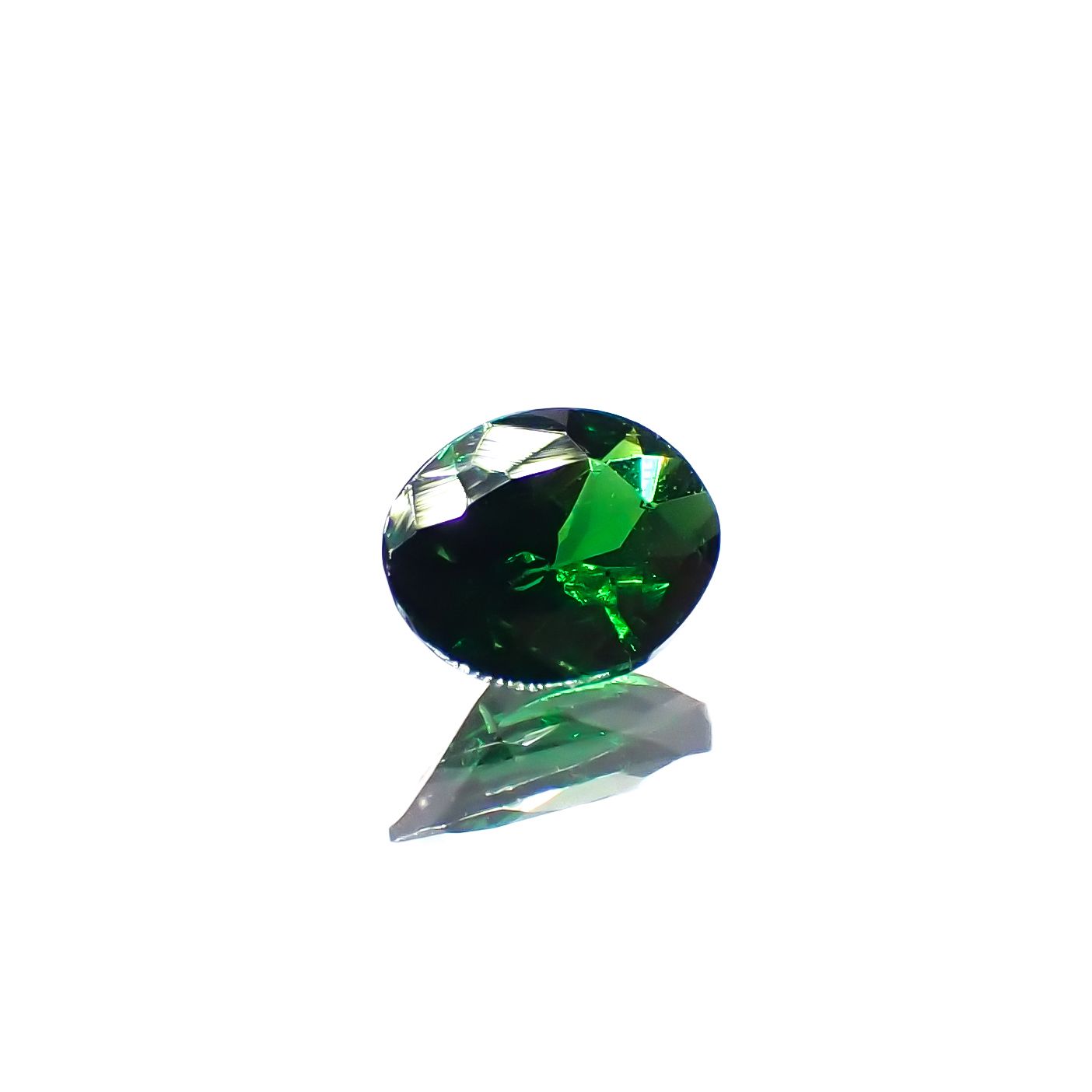 ツァボライト(宝石名グリーン グロッシュラー・ガーネット)タンザニア産 0.23ct 識別済[231224569]4.5x3.5mm前後