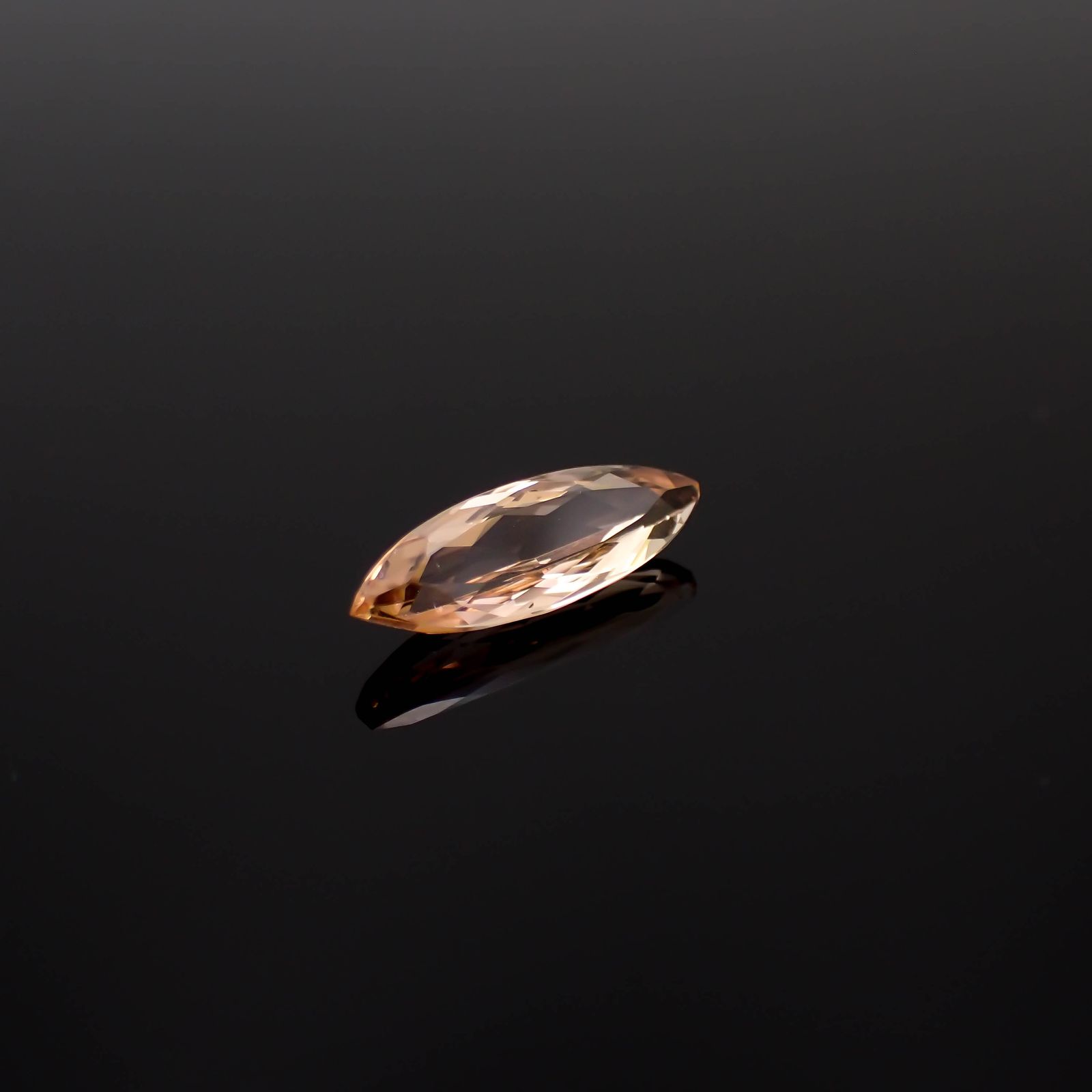 バイカラートパーズ ブラジル産 2.34ct[230521921]16.1x5.3mm前後