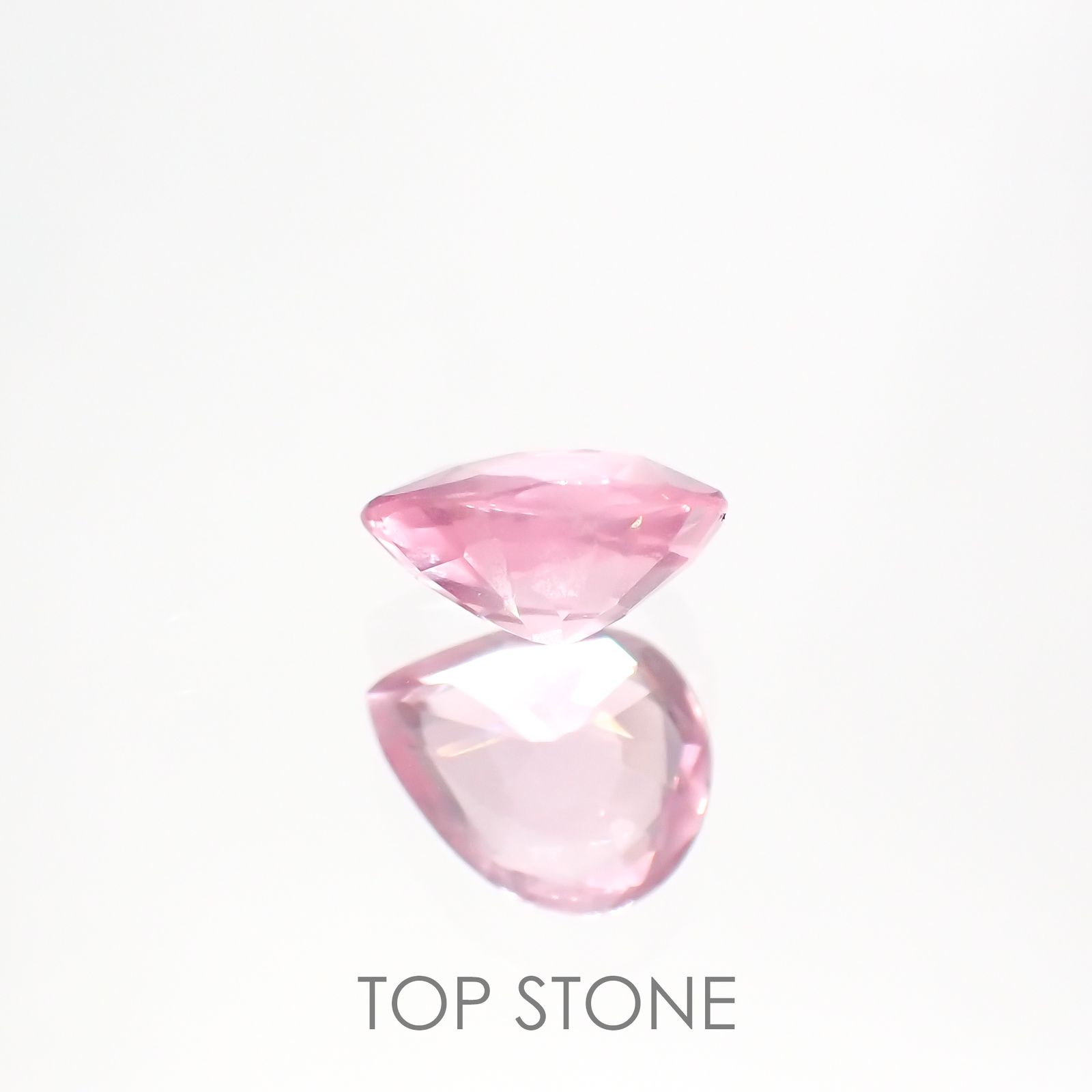 シルキーピンクスピネル タンザニア産 ルース 0.79ct[210912903]6.7×5.3mm前後