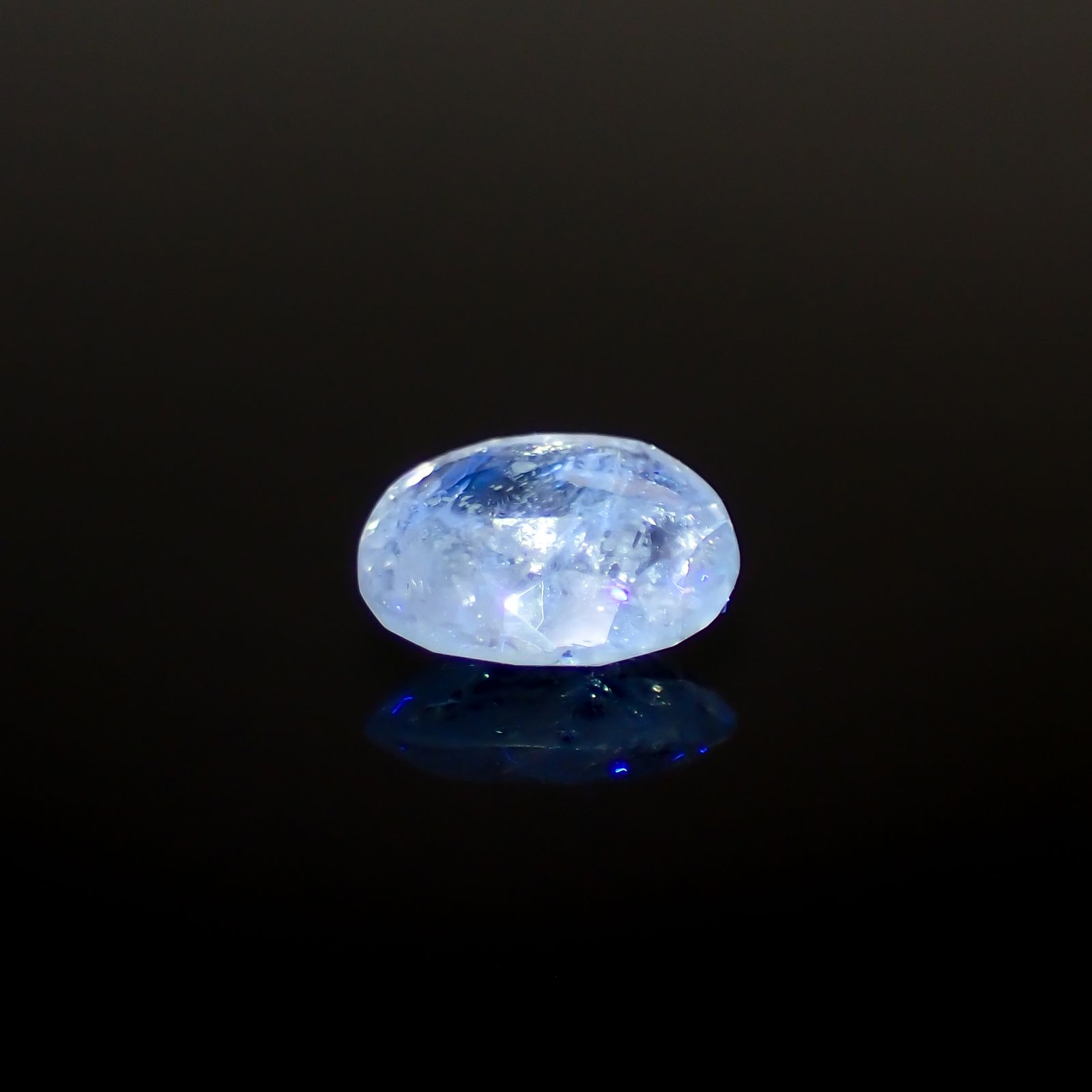 ターフェアイト(宝石名ターフェアイト)スリランカ産 1.004ct ソ付(彩珠)[231023782]7x5.8mm前後