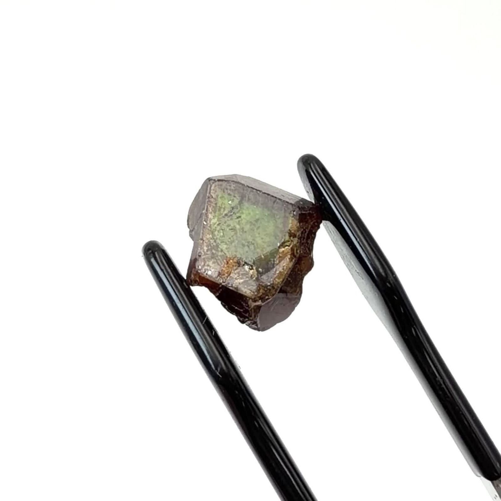 レインボーガーネット原石3個セット 日本・奈良県産 15.70ct(3pcs合計