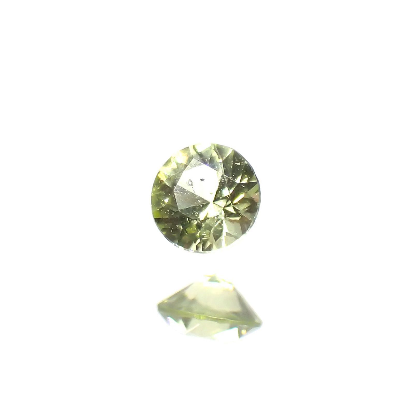 パラサイティックペリドット(宝石名ペリドット)採取地：ロシア 0.059ct 識別済[220616236]2.4x2.4mm前後