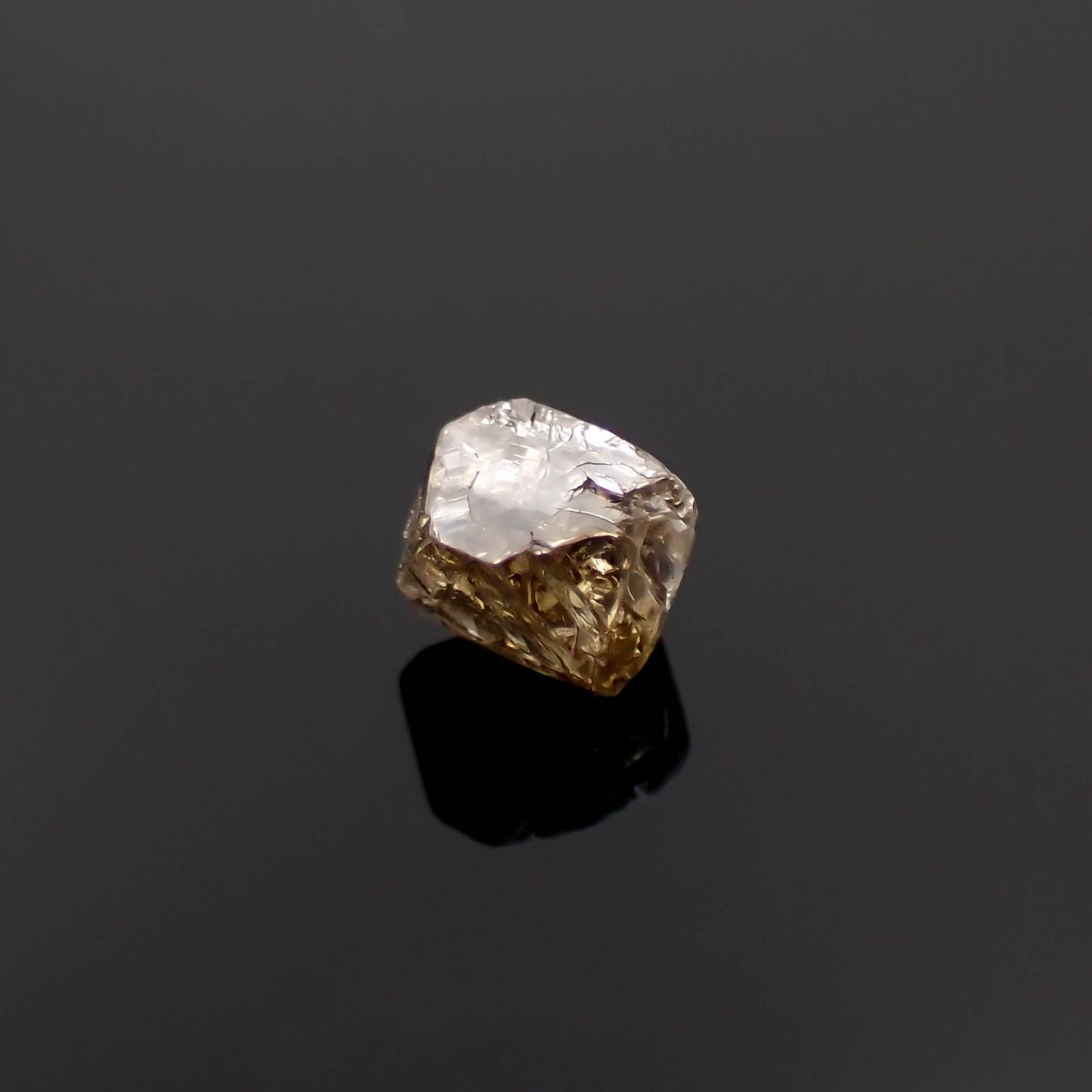 ソーヤブルダイヤモンド原石 0.44ct[230119764]4.6x4.5mm前後