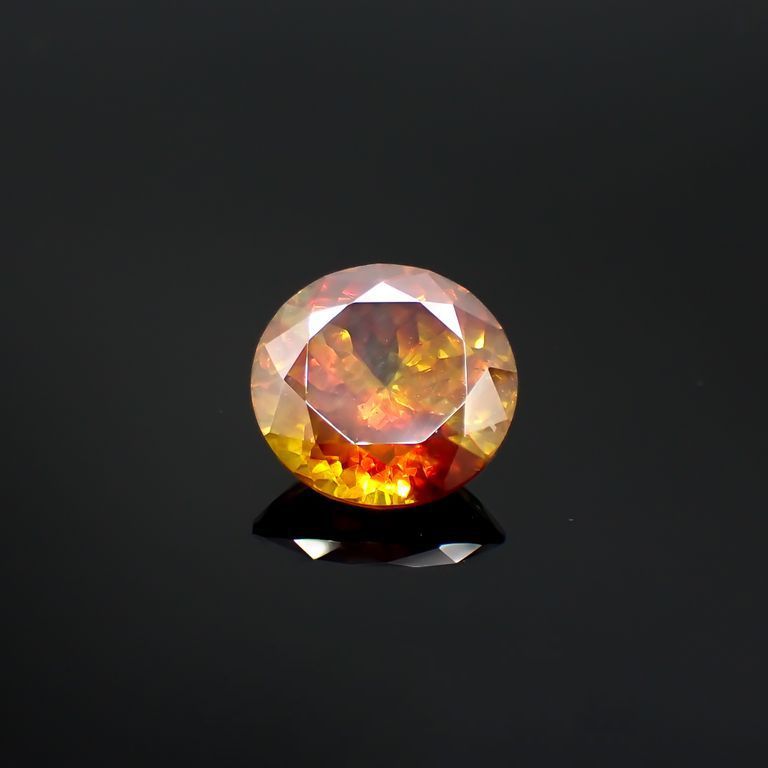 パーティカラースファレライト(宝石名パーティカラード・スファレライト)スペイン・カンタブリア州サンタンデール産 15.341ct ソ付(彩珠)[221018958]15.1x15.1mm前後