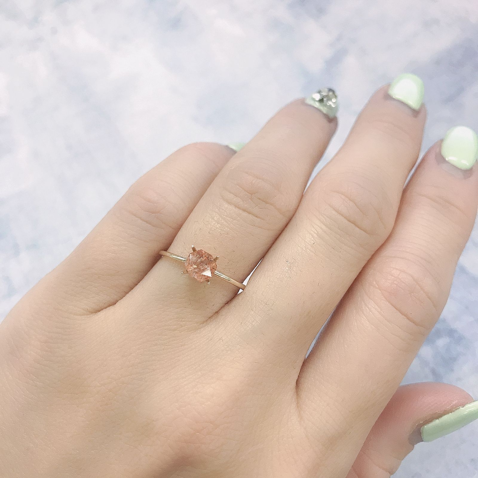 ◇オクタゴンカット◇イリュージョンサンストーン インド産 0.56ct[220115492]5.2x4.8mm前後