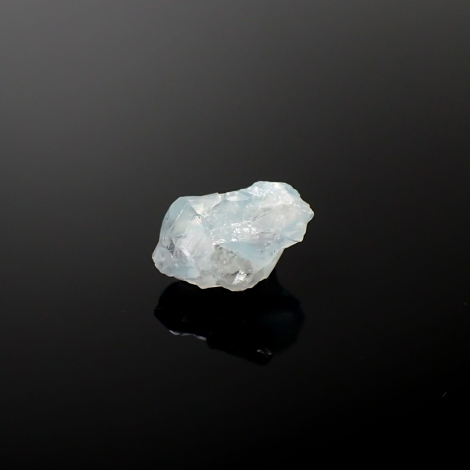 ユークレース 原石 ブラジル産 4.36ct[240326398]12.2x8.7mm前後