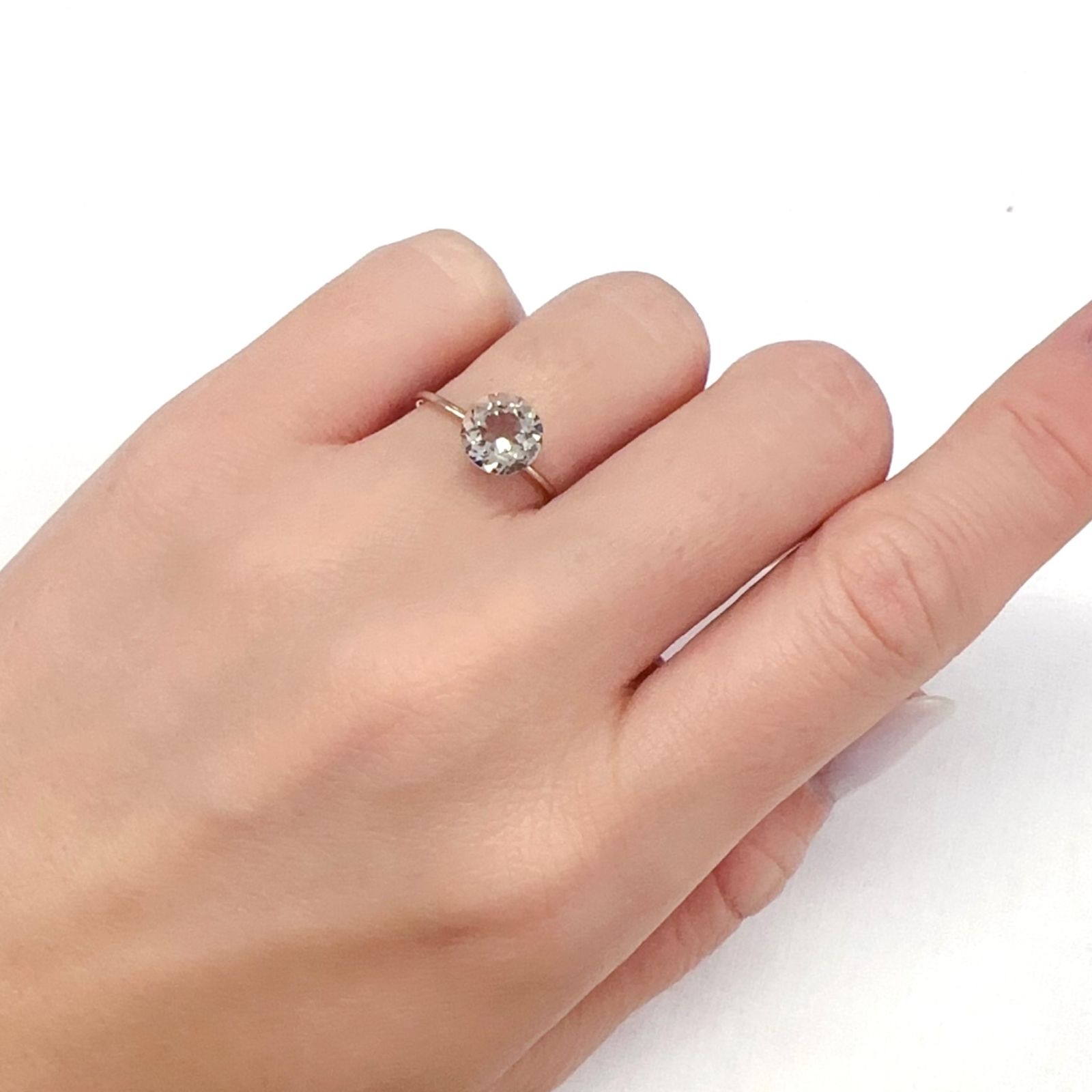 含バリウム・サニディン(宝石名サニディン)ドイツ産 1.38ct 識別済[231224971]7.4x7.4mm前後