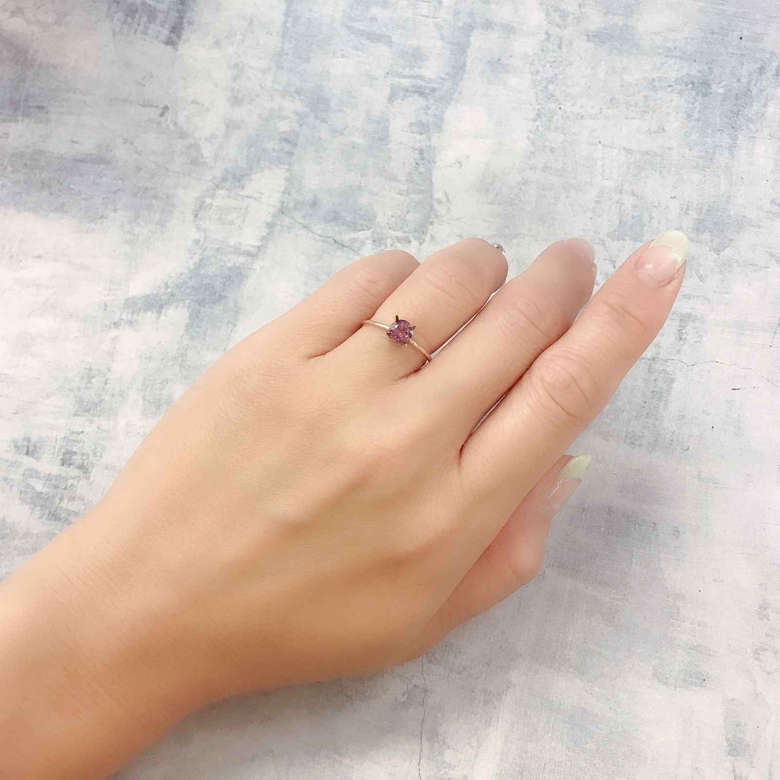 ウィンザーサファイア(宝石名サファイア)タンザニア・ウィンザー産 0.68ct 識別済[220817394]5.1x5.1mm前後
