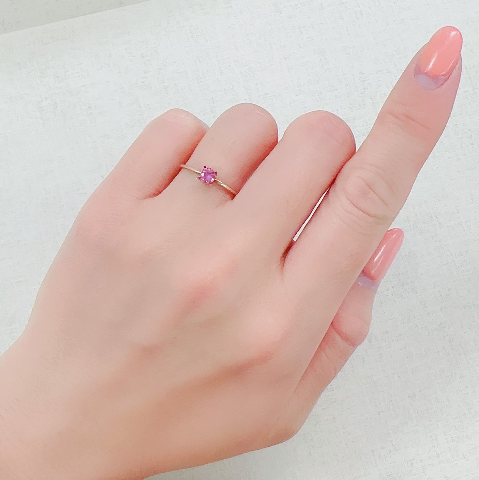 ピンクスピネル(宝石名ピンク・スピネル)タンザニア産 0.26ct 識別済[230321140]3.9x3.9mm前後