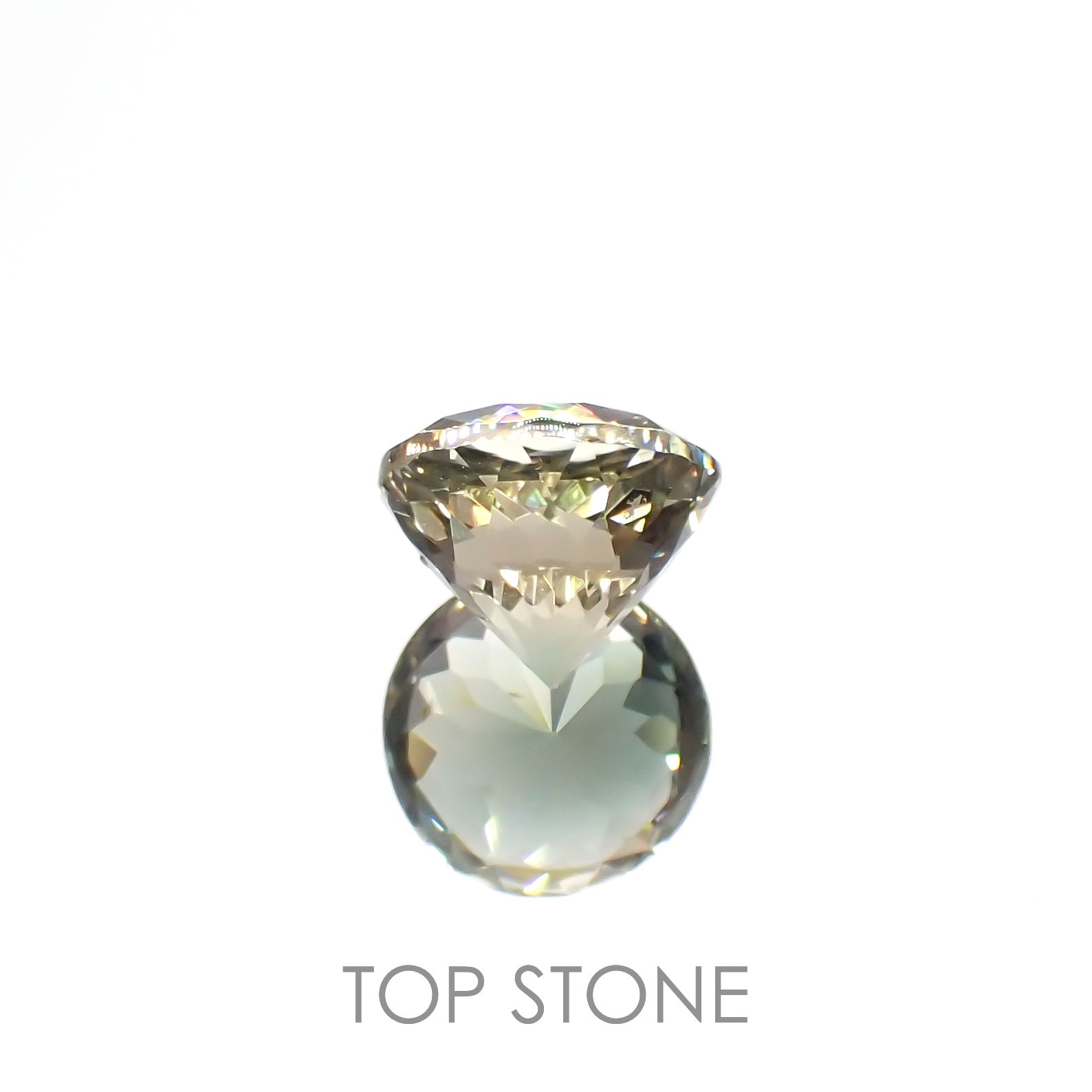 バイカラーオレゴンサンストーン(宝石名ラブラドライト)アメリカ・オレゴン州産 2.83ct 識別済[230321113]9x8.9mm前後