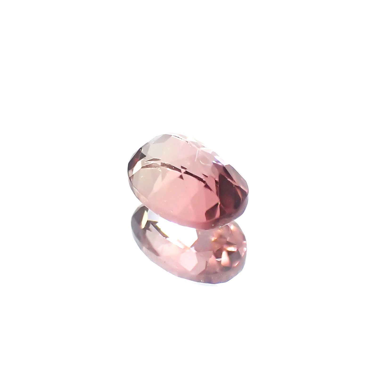 ピンクトルマリン(宝石名ピンク・トルマリン) ブラジル/アフリカ産 0.94ct 識別済[251013560]7×4.9mm前後