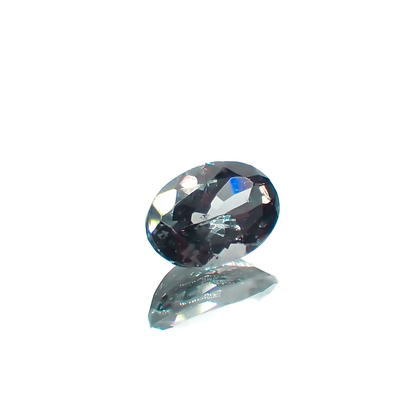 カラーチェンジガーネット アレキタイプ マダガスカル・ベキリー産 0.58ct[230522169]6.1x4.1mm前後
