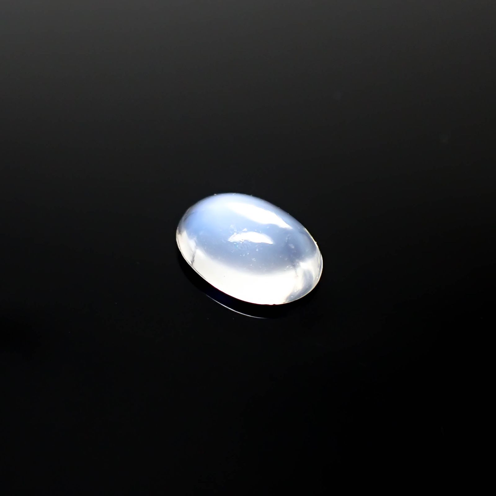 ムーンストーン(宝石名オーソクレース)インド/スリランカ産 0.87ct 識別済[240527717]8x6mm前後