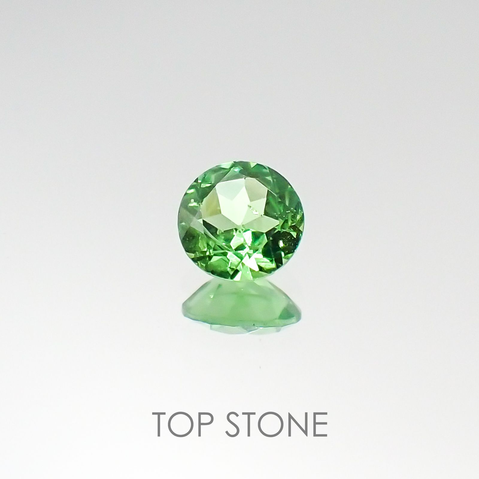 ミントガーネット タンザニア産 ルース 0.25ct[5518]4×4mm前後