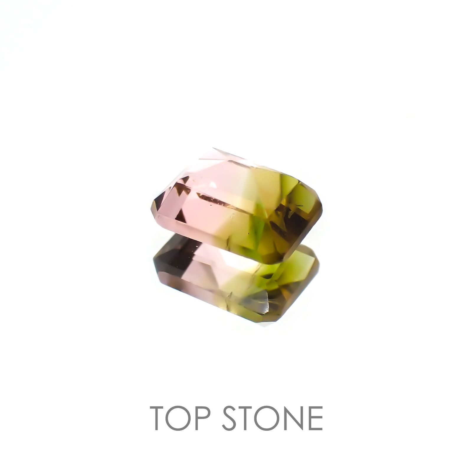 バイカラートルマリン ブラジル産 ルース 0.57ct[20118217]5.6×4mm前後