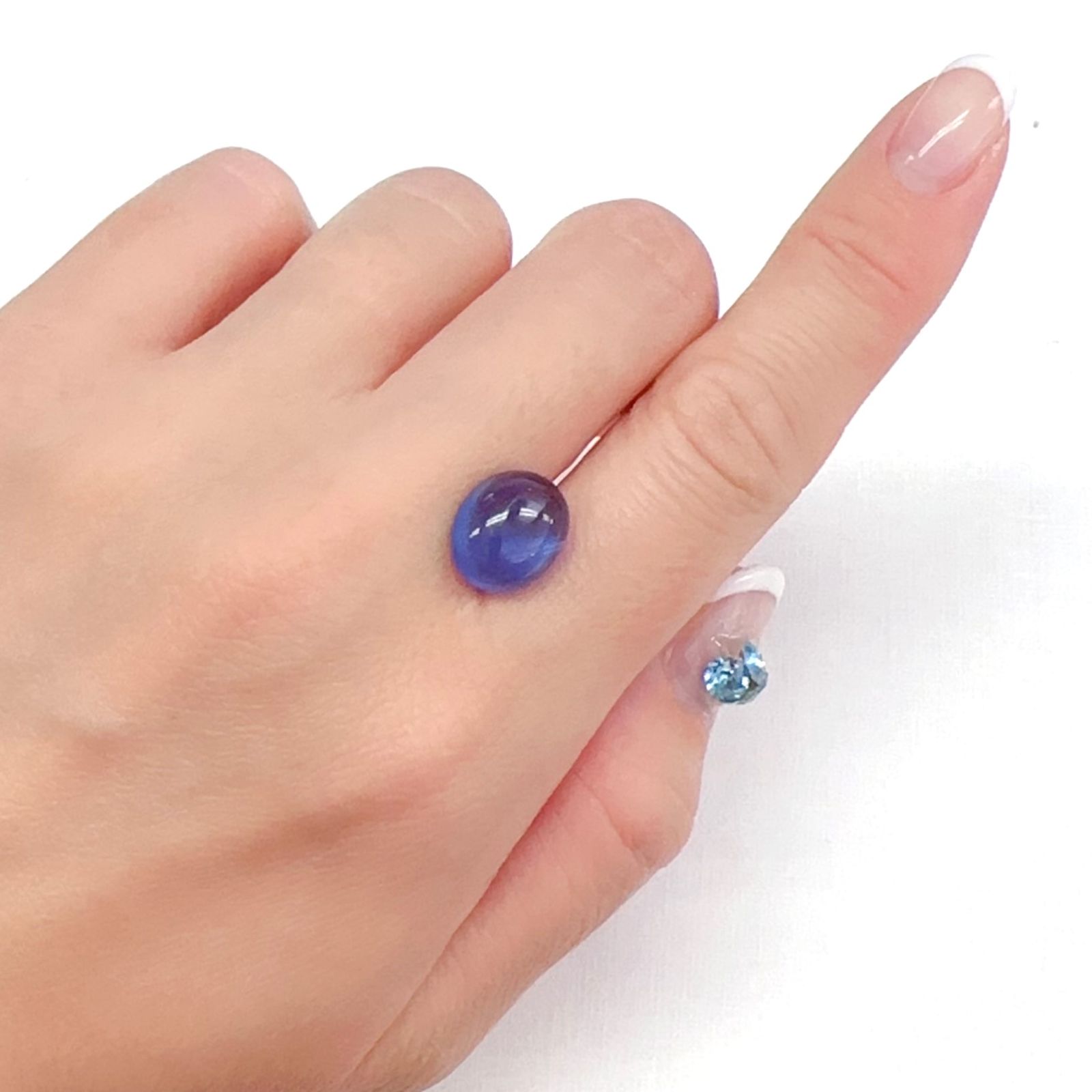 カラーチェンジフローライト ブラジル産 6.52ct[240326734]12.1x10mm前後