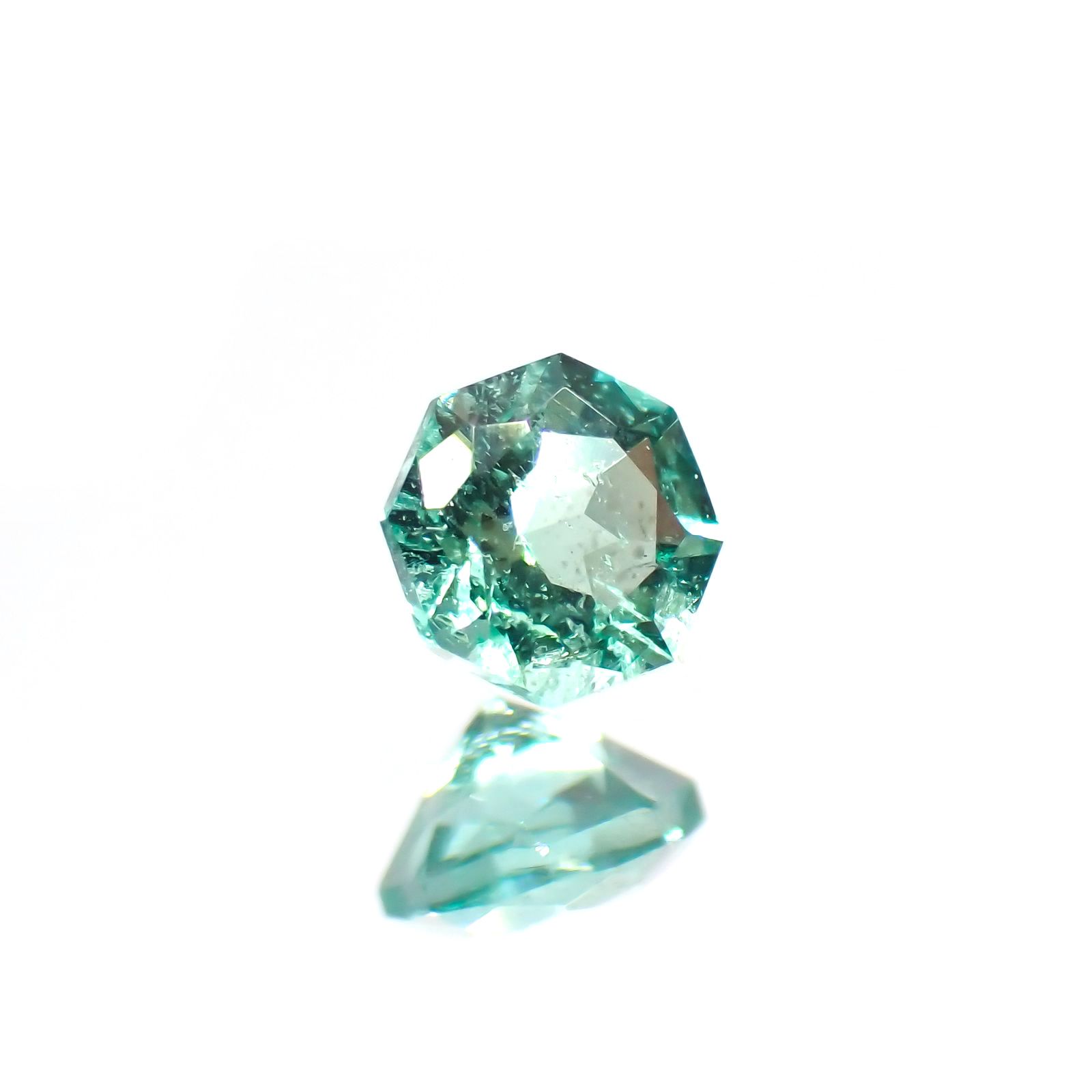 ◇オクタゴンカット◇エメラルド(宝石名エメラルド)ザンビア産 0.13ct 識別済[231224395]3x3mm前後