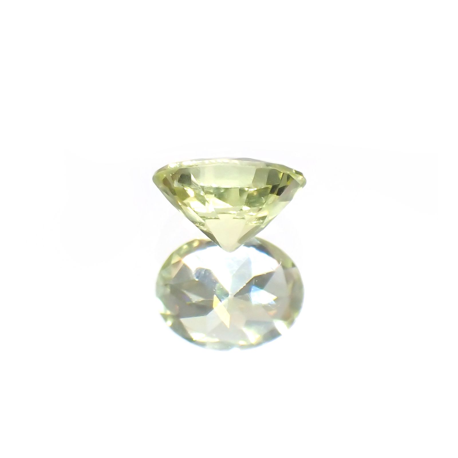 パロットクリソベリル(宝石名クリソベリル)インド産 0.47ct 識別済[220114510]5.2x4.1mm前後