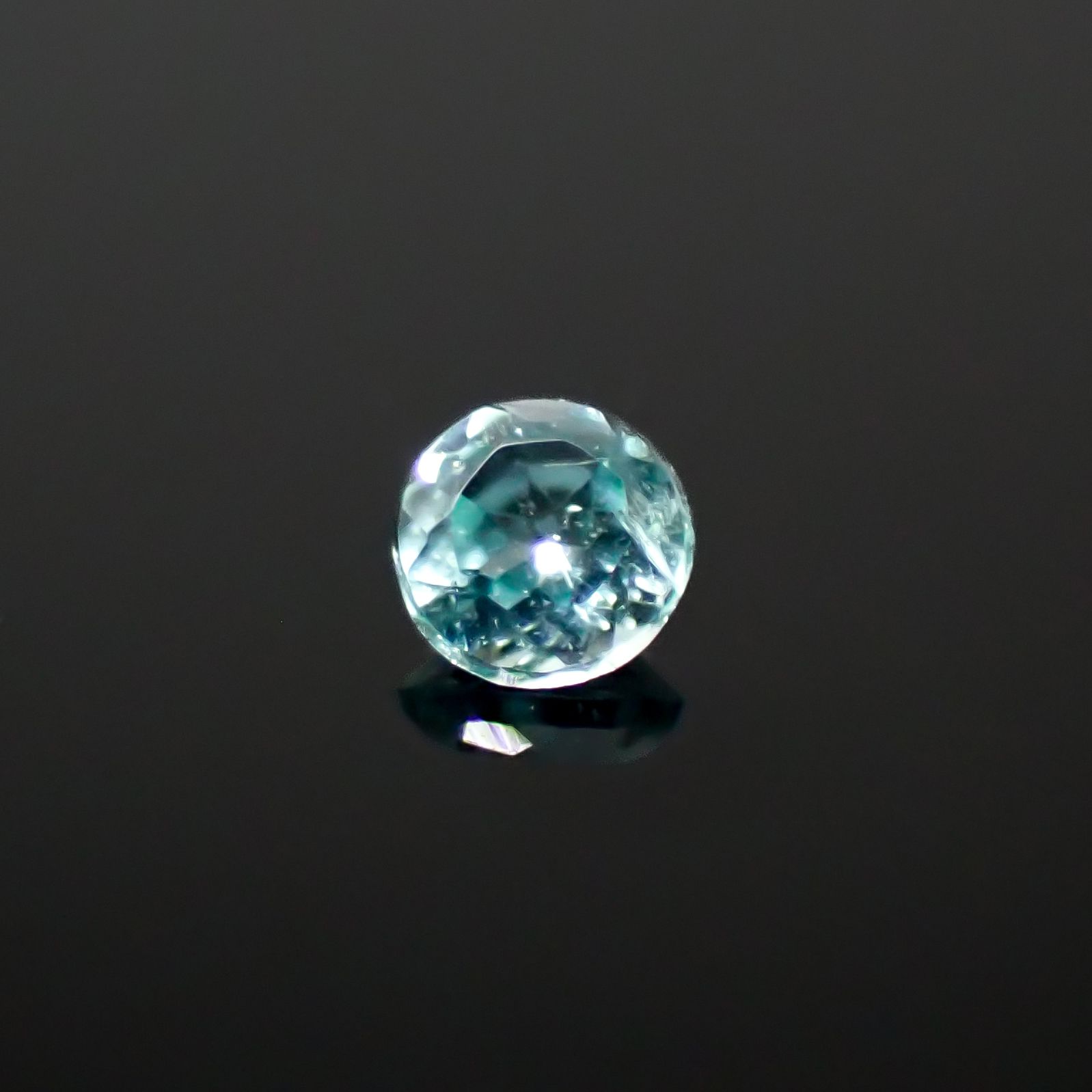 パライバトルマリン モザンビーク産 0.050ct[240928783]2.3x2.3mm前後