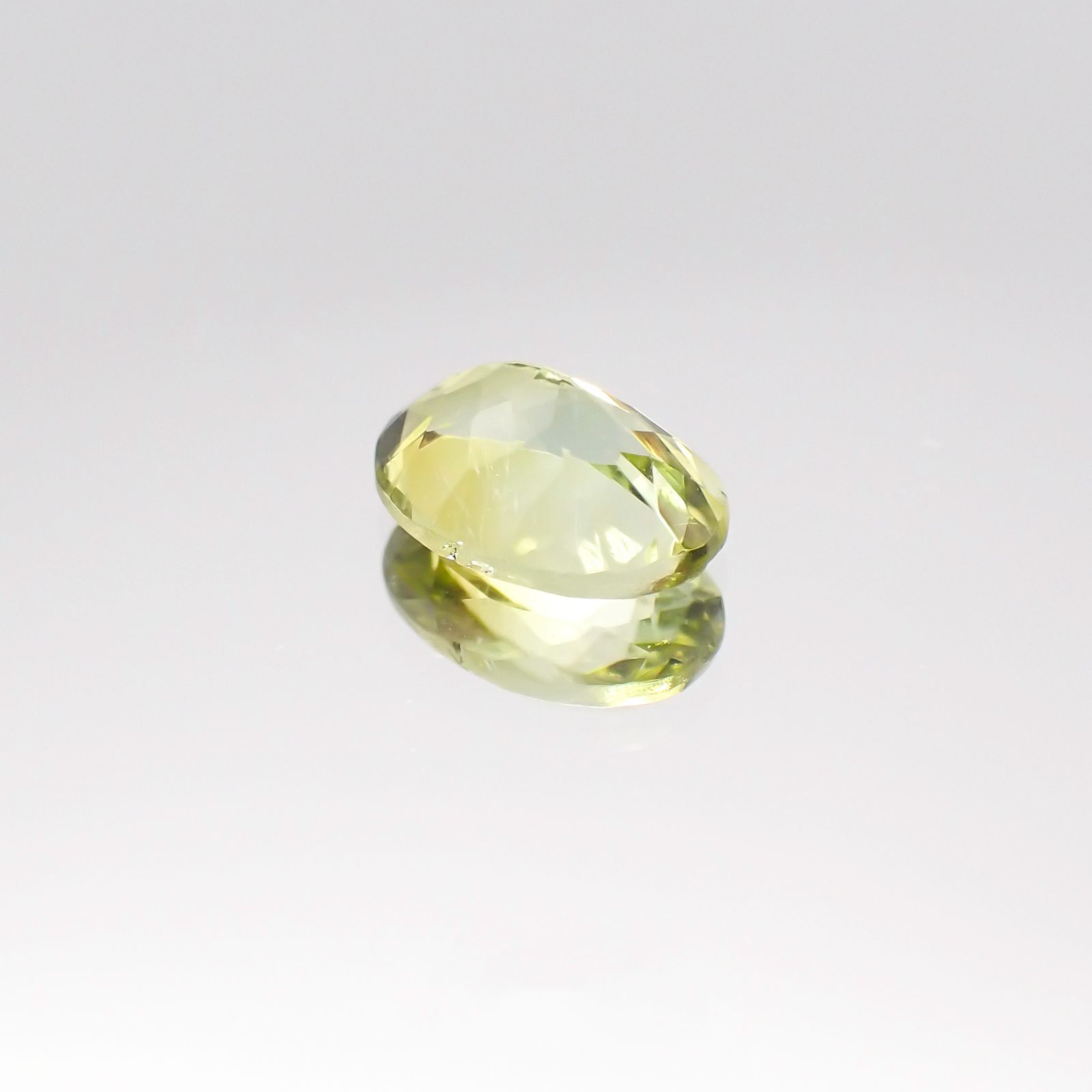 バイカラートルマリン(宝石名バイカラー・トルマリン)ブラジル産 0.72ct 識別済[230622365]6.9x4.9mm前後