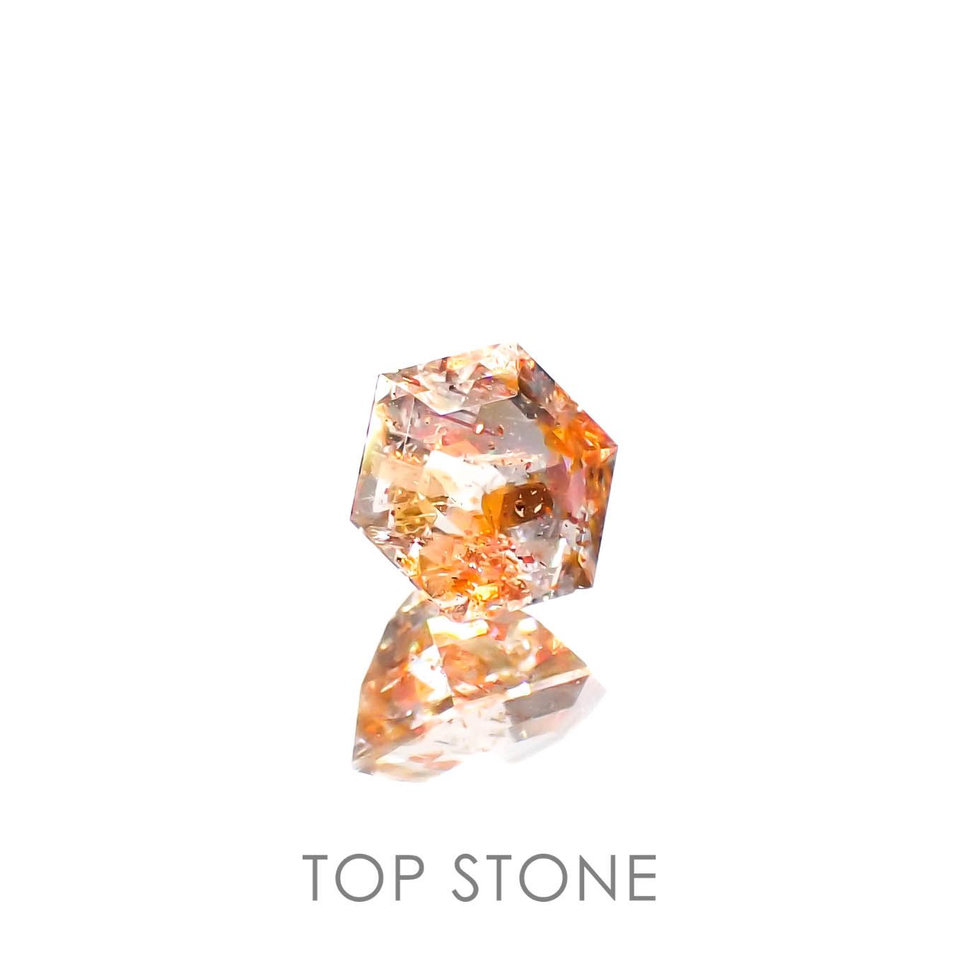 ◇ヘキサゴンカット◇イリュージョンサンストーンイリュージョンサンストーン タンザニア産 0.49ct[230320954]4.6x4.6mm前後
