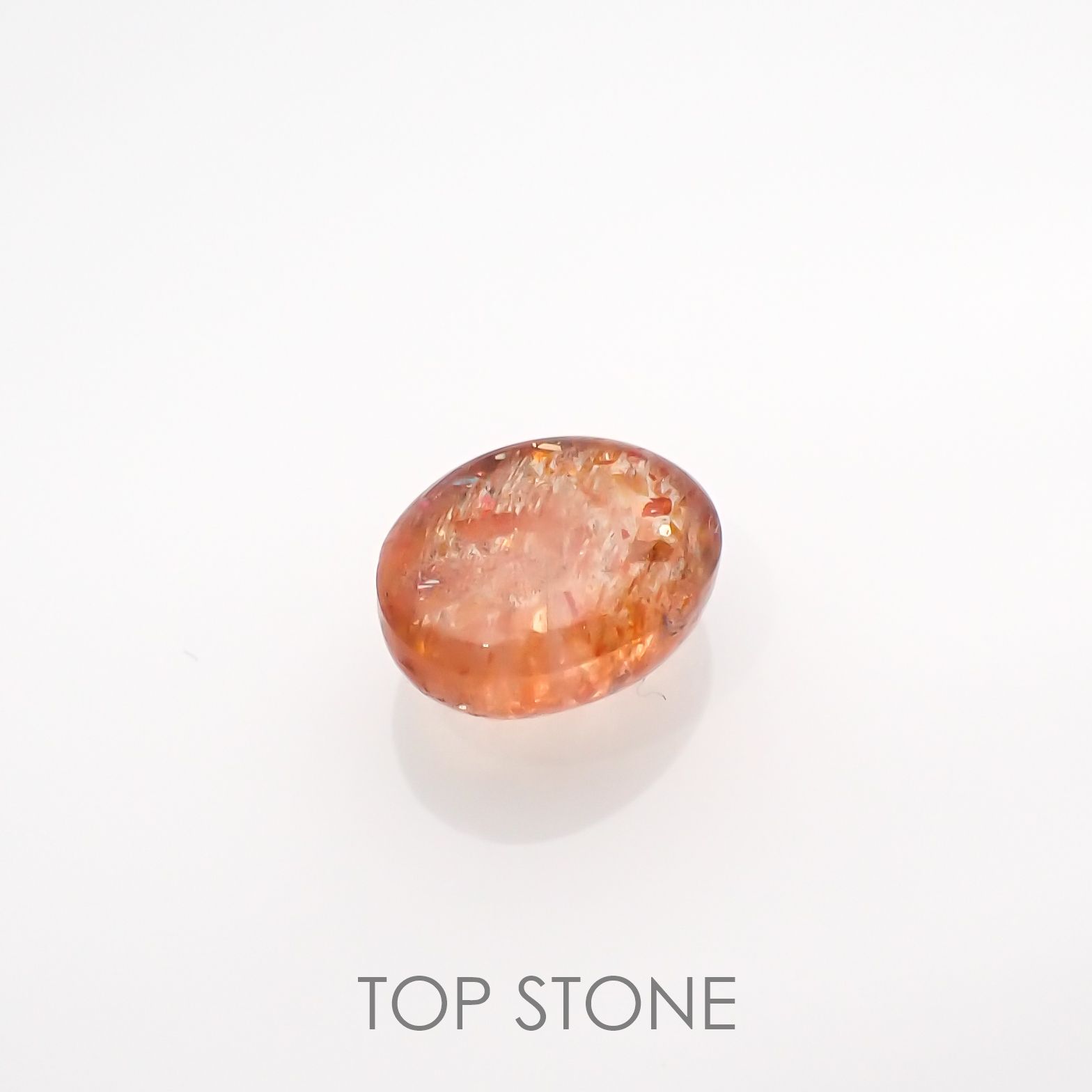 イリュージョンサンストーン(宝石名フェルドスパー) タンザニア産 2.34ct 識別済[210812311]9.1×7.1mm前後