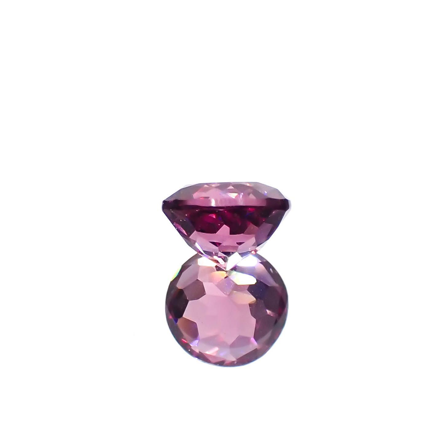 カラーシフトマラヤガーネット(宝石名ガーネット)タンザニア産 0.84ct 識別済[230120271]5.4x5.4mm前後
