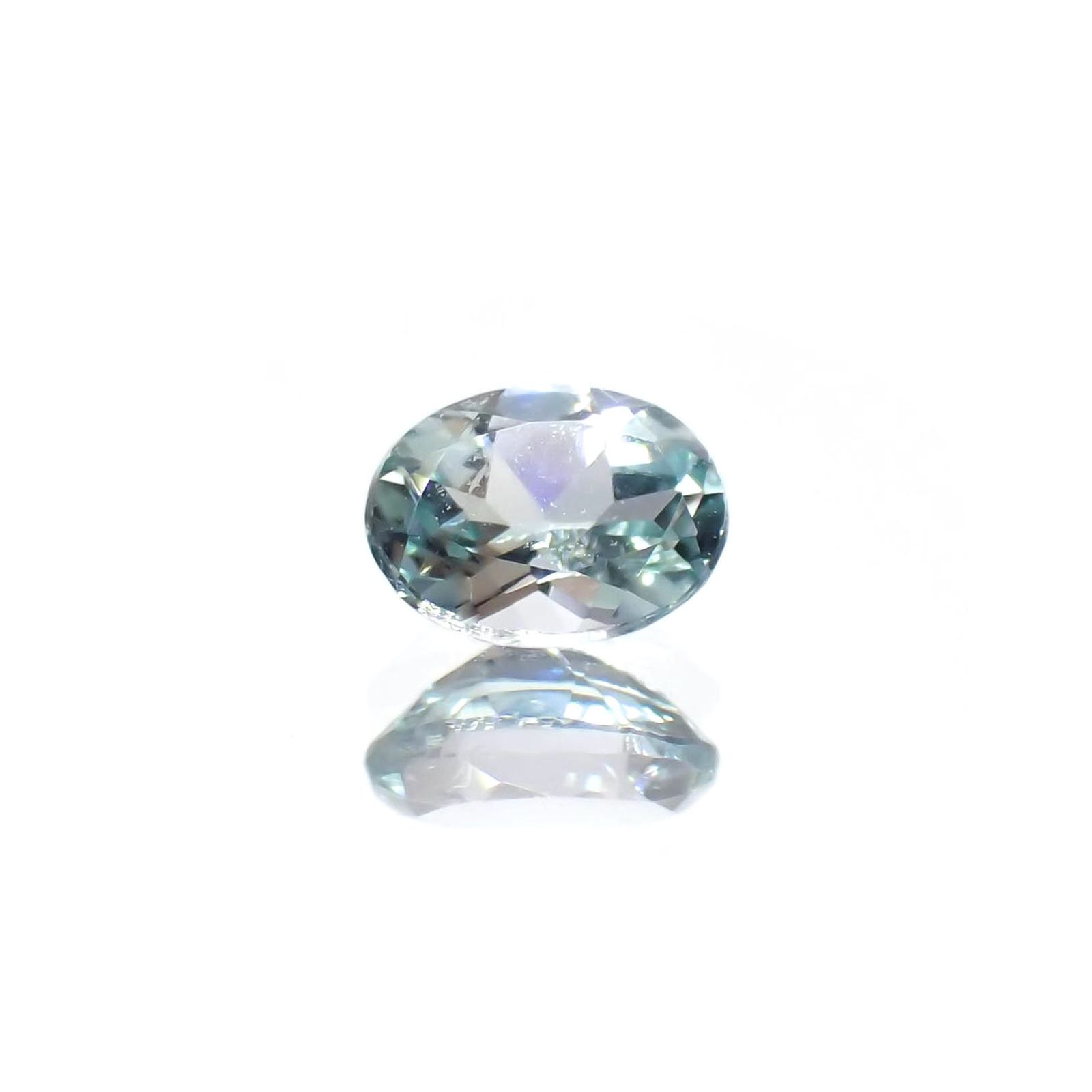 ブルーグリーンコーネルピン(宝石名コーネルピン)タンザニア産 識別済 0.17ct / 3.9x3mm前後 [251021864]