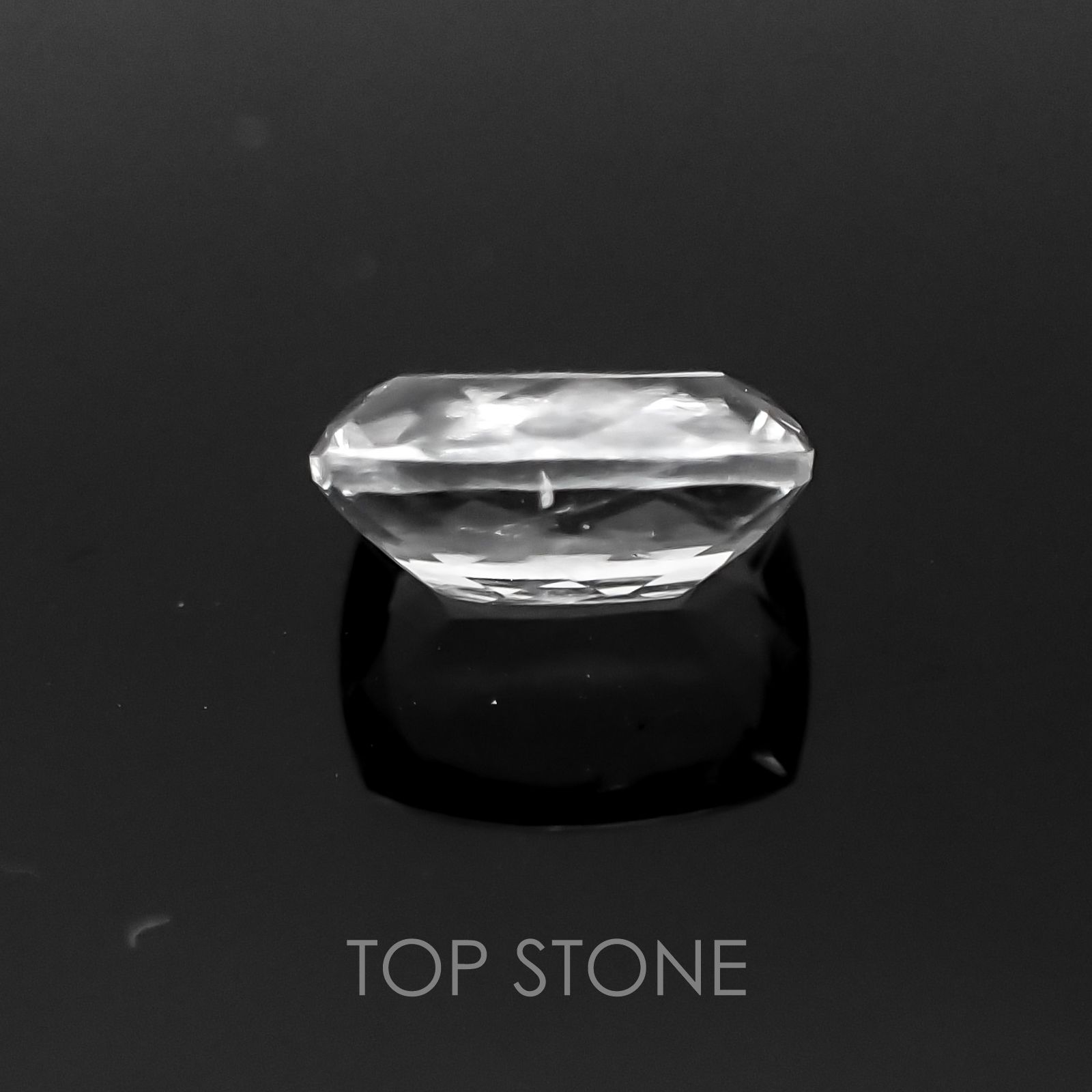 ハイアライトオパール メキシコ産 ルース 1.09ct[21058259]8.1×6.3mm前後