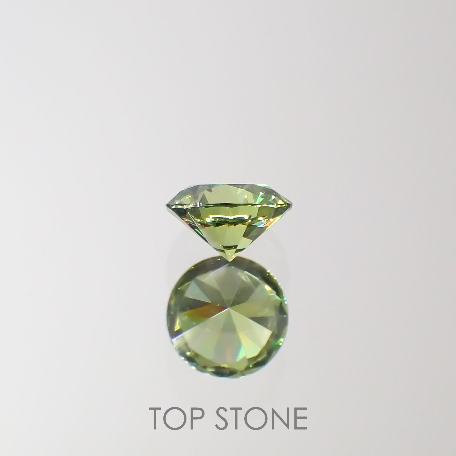 デマントイドガーネット(宝石名デマントイド・ガーネット)ロシア産 0.20ct 識別済[220616529]3.6x3.6mm前後