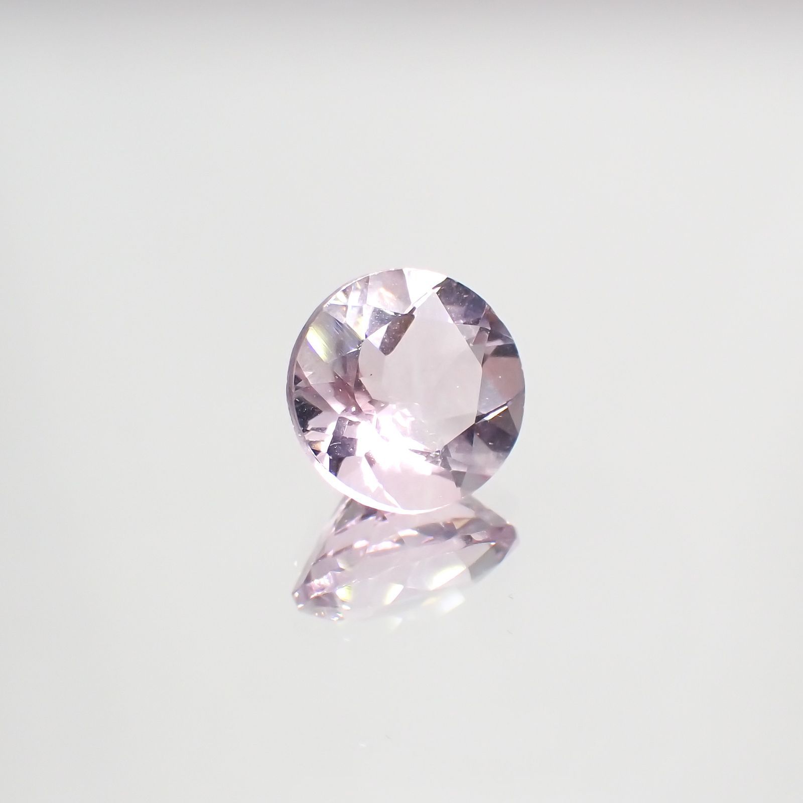 ピンクフローライト(宝石名フルオライト)ブラジル産 3.82ct 識別済[220115125]9.9x9.8mm前後