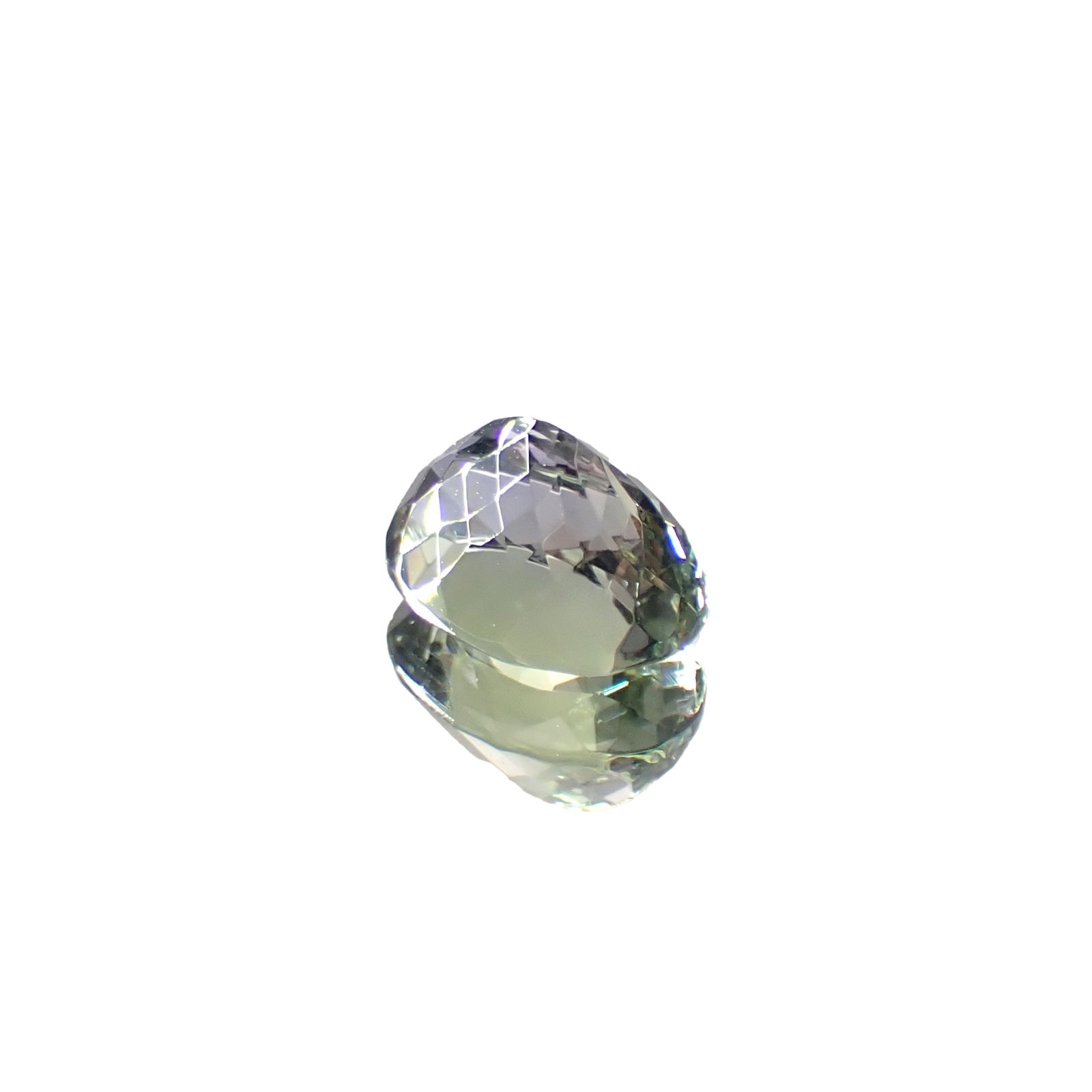 バイカラータンザナイト(宝石名グリーン・ゾイサイト)タンザニア産 ソ付(彩珠) 3.838ct / 10.4x7.7mm前後 [251231474]