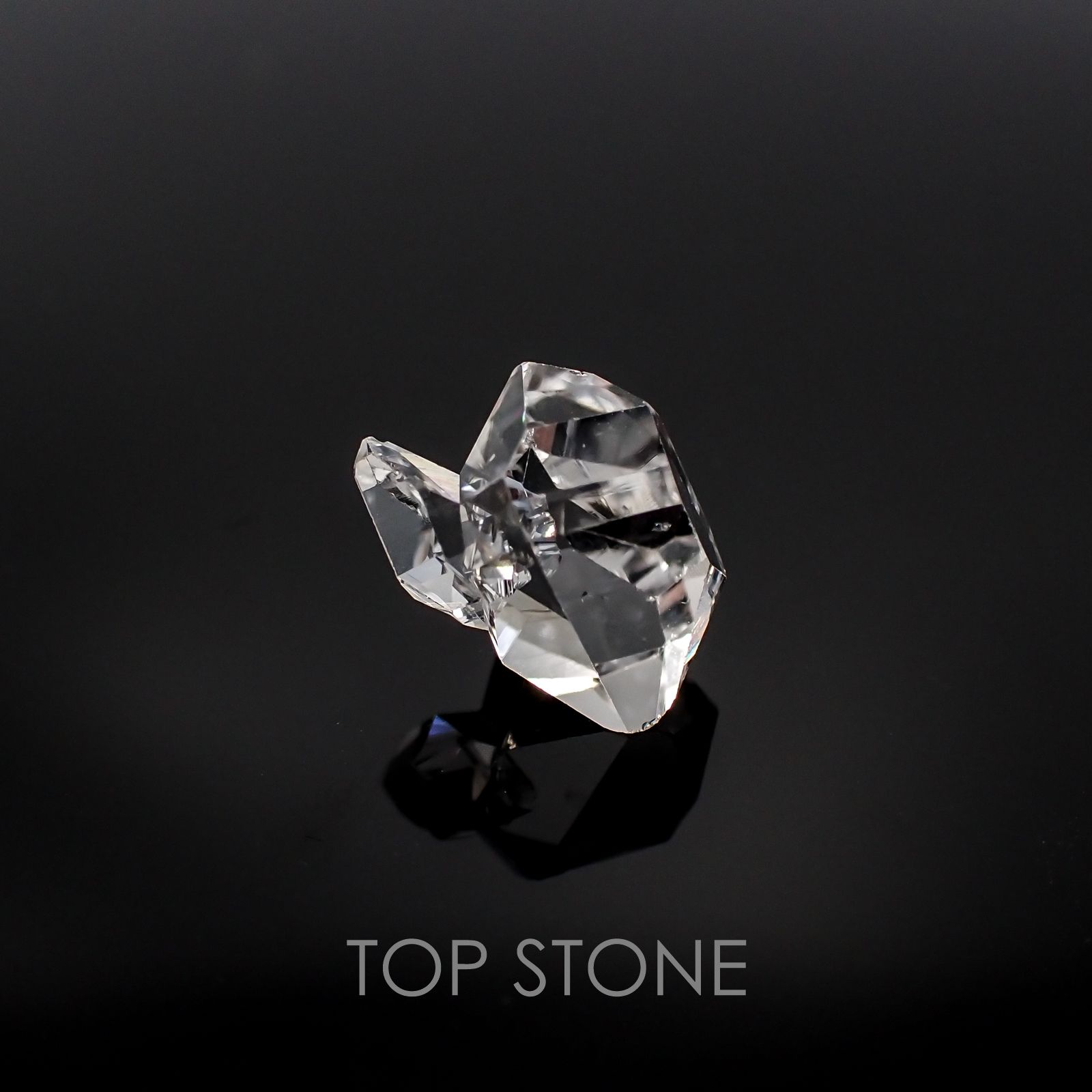 ハーキマーダイヤモンド アメリカ産 原石・結晶 2.87ct[20117548]10.3×8.7mm前後