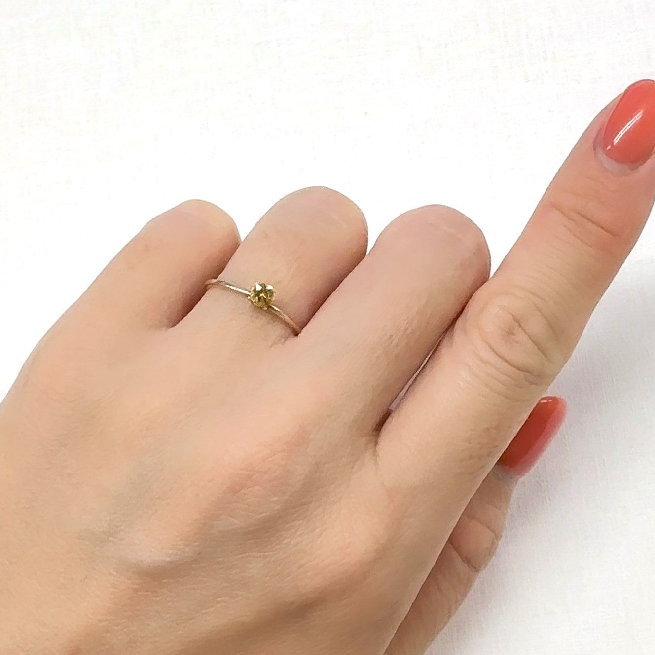 スペサルティンガーネット ケニア産 0.22ct[220114178]3.5x3.5mm前後