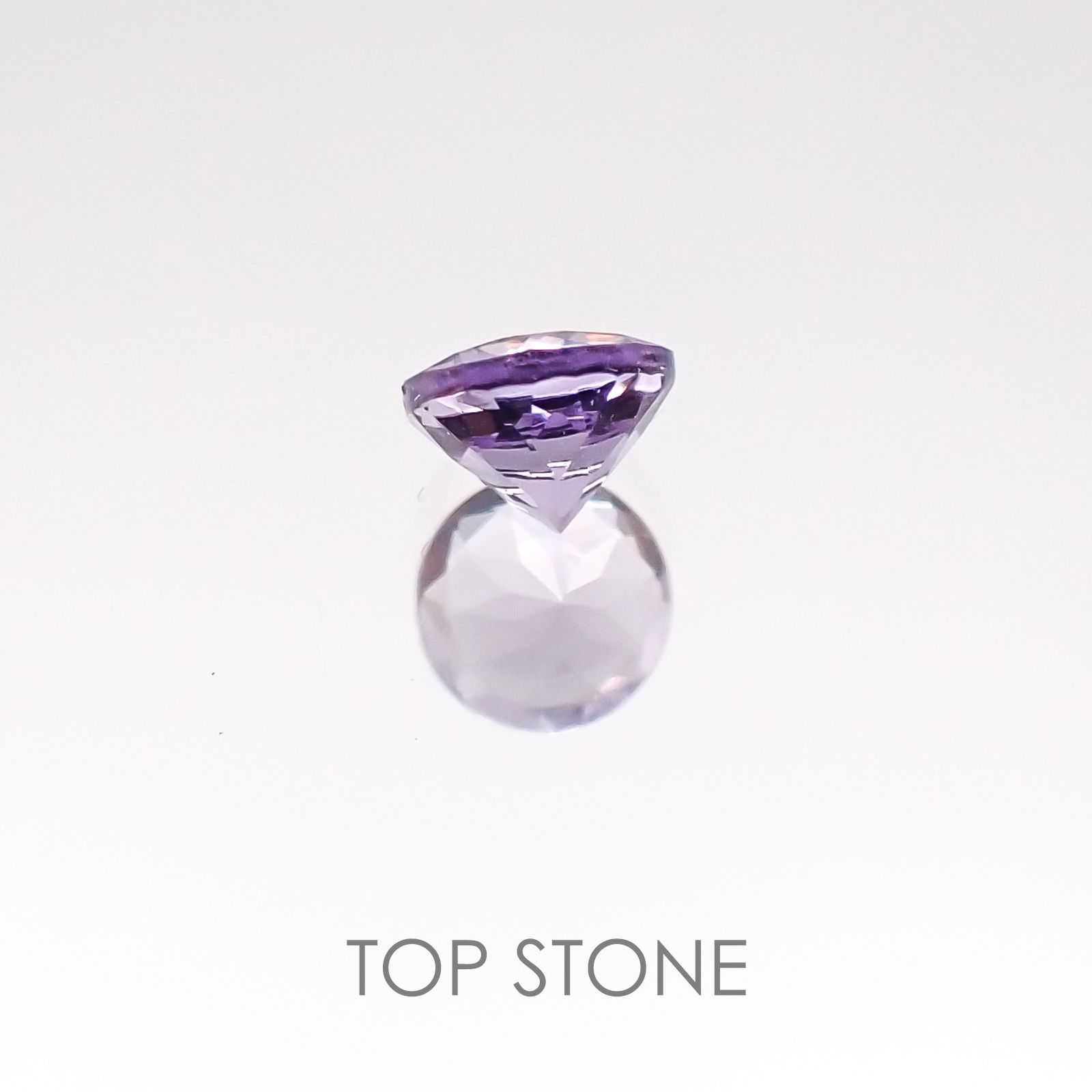マリアライト(宝石名パープル・スキャポライト) スリランカ産 0.23ct 識別済[20117686]4×4mm前後
