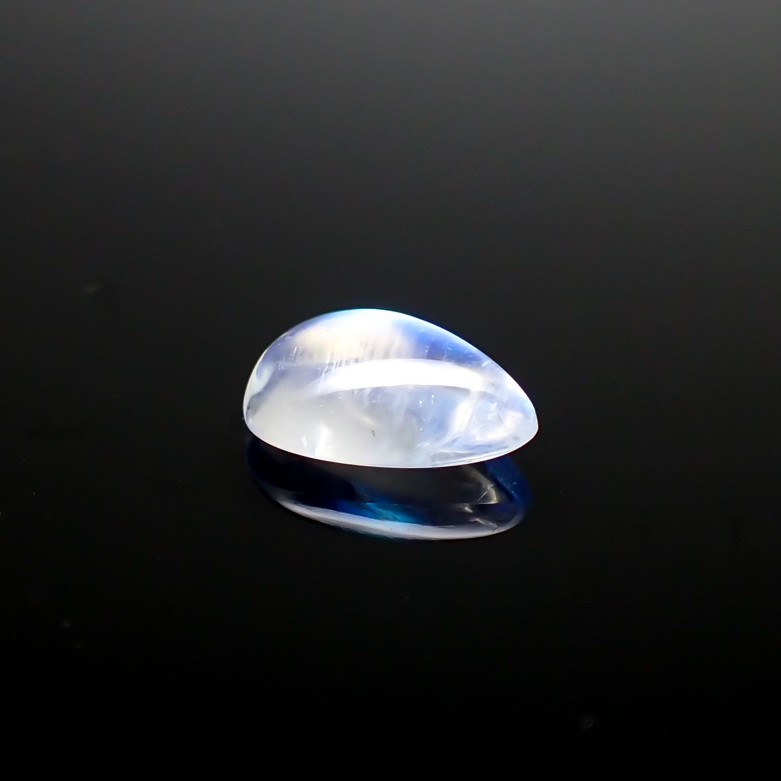 ブルームーンストーン インド産 1.73ct[230522072]10x6.9mm前後