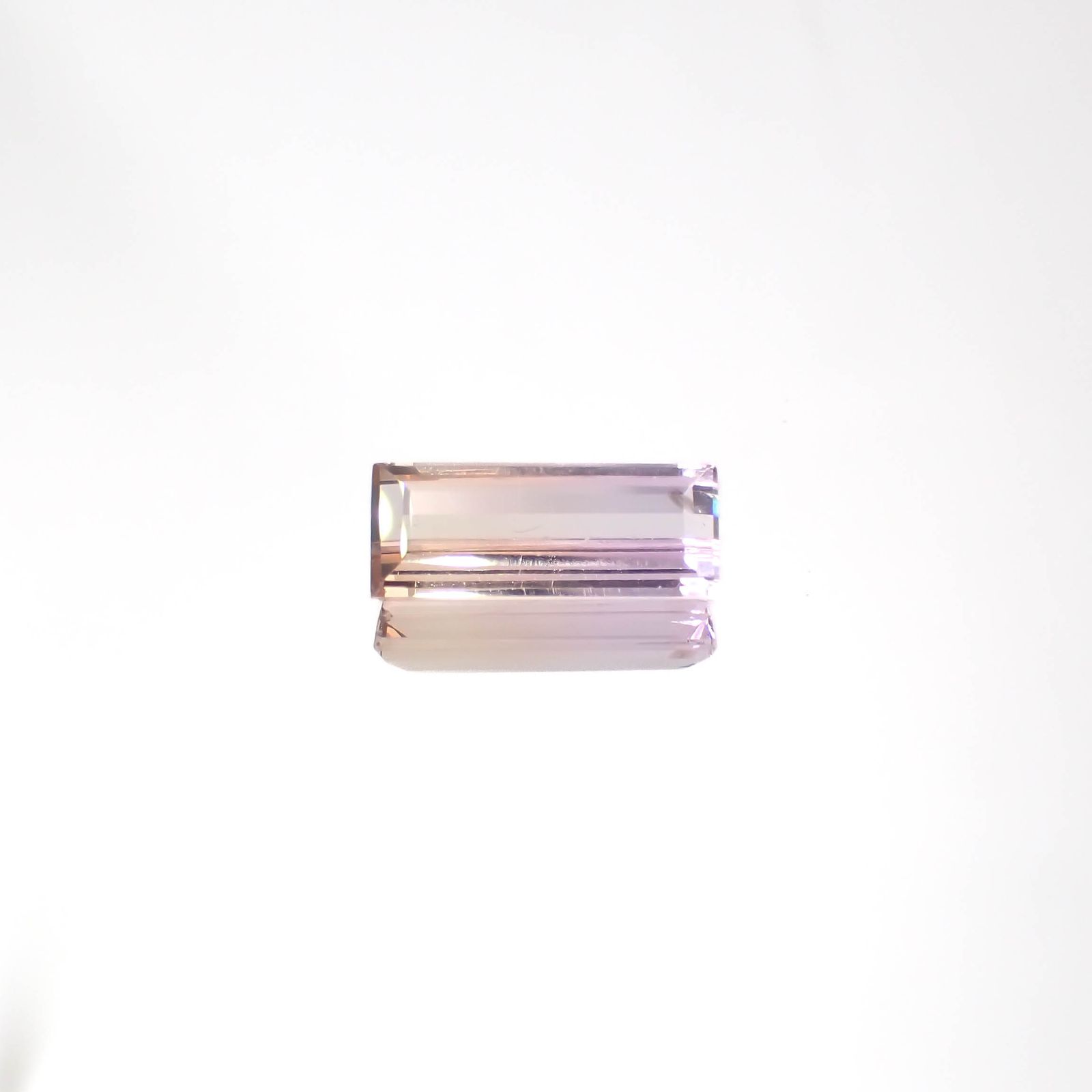 バイカラートパーズ ブラジル産 1.92ct[230521917]11.5x4.6mm前後