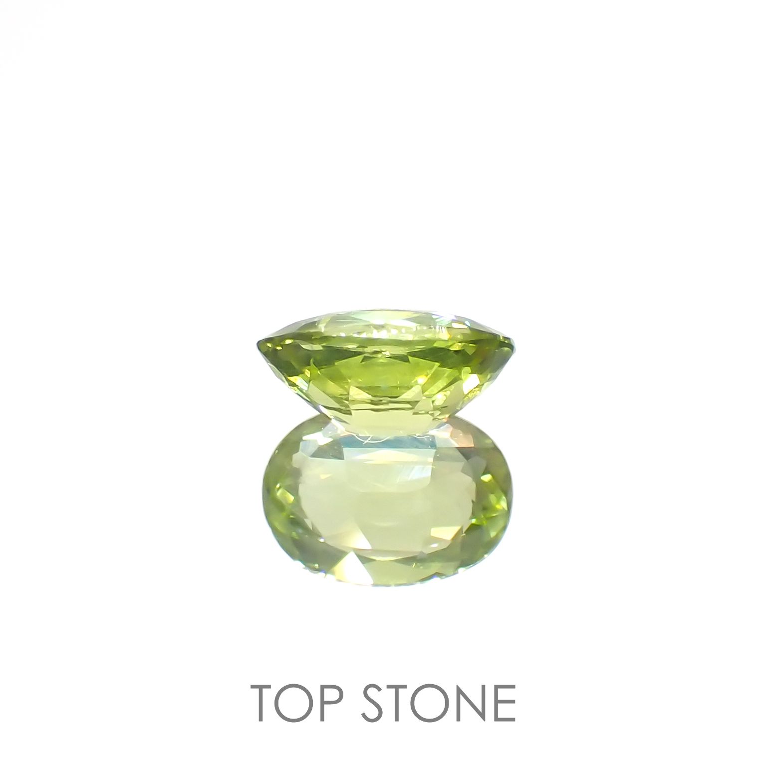 グリーンエンスタタイト(宝石名グリーン・エンスタタイト)カメルーン産 0.53ct 識別済[220917601]6.1x4.5mm前後