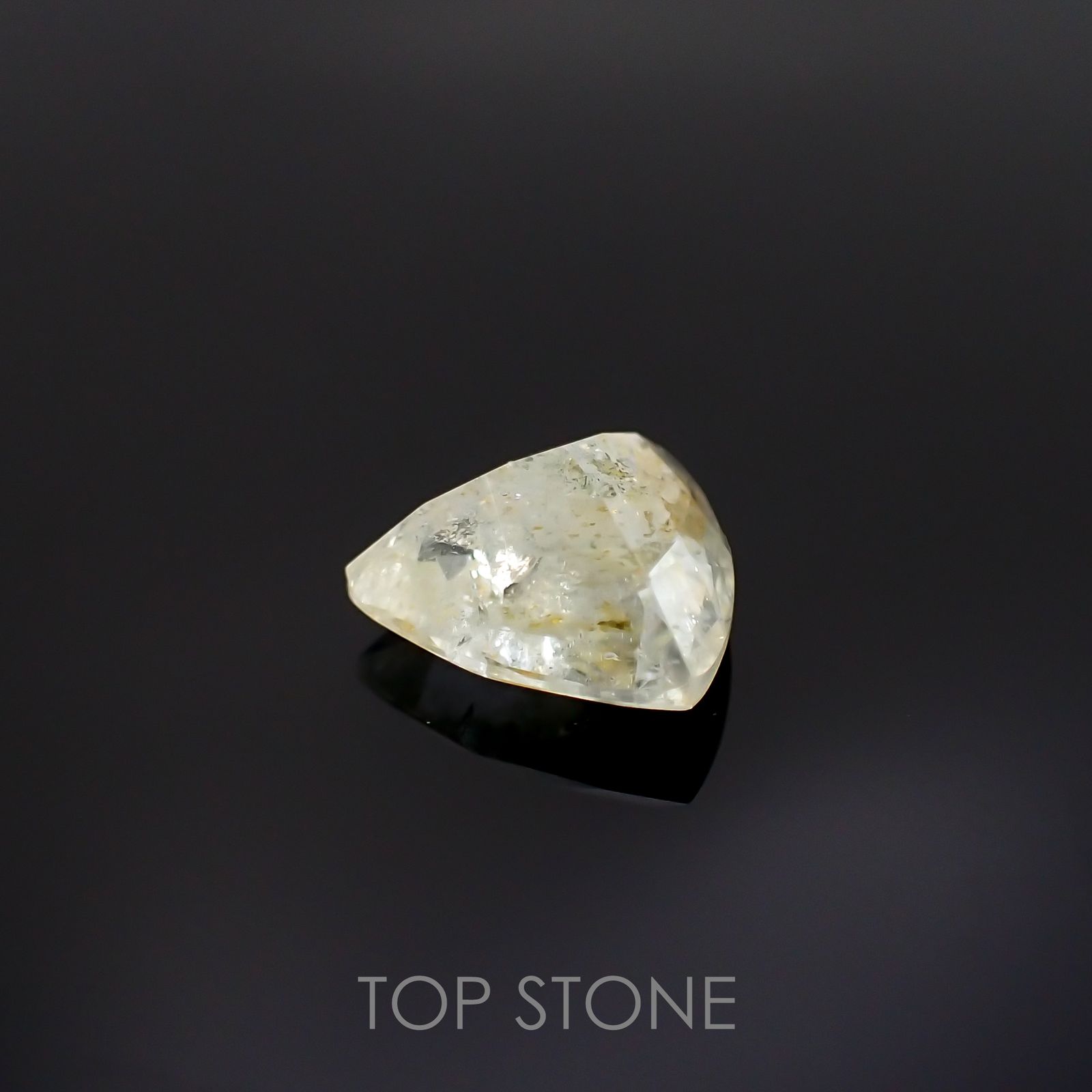 オーロラアクアマリン ブラジル産 2.86ct[220114405]10.1x10.4mm前後