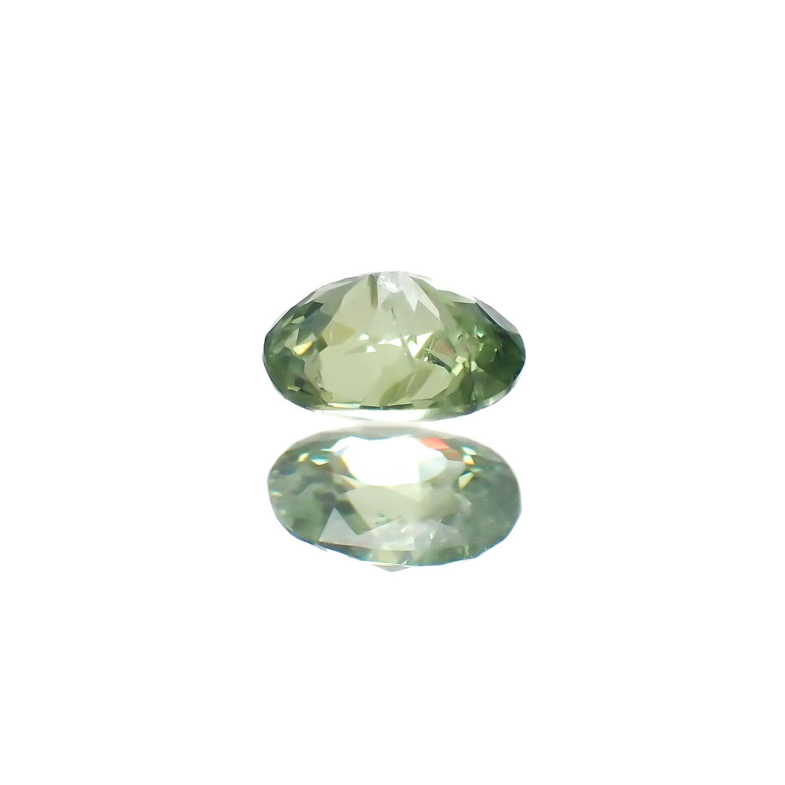 デマントイドガーネット ナミビア産 0.29ct[220917673]4.5x3.5mm前後