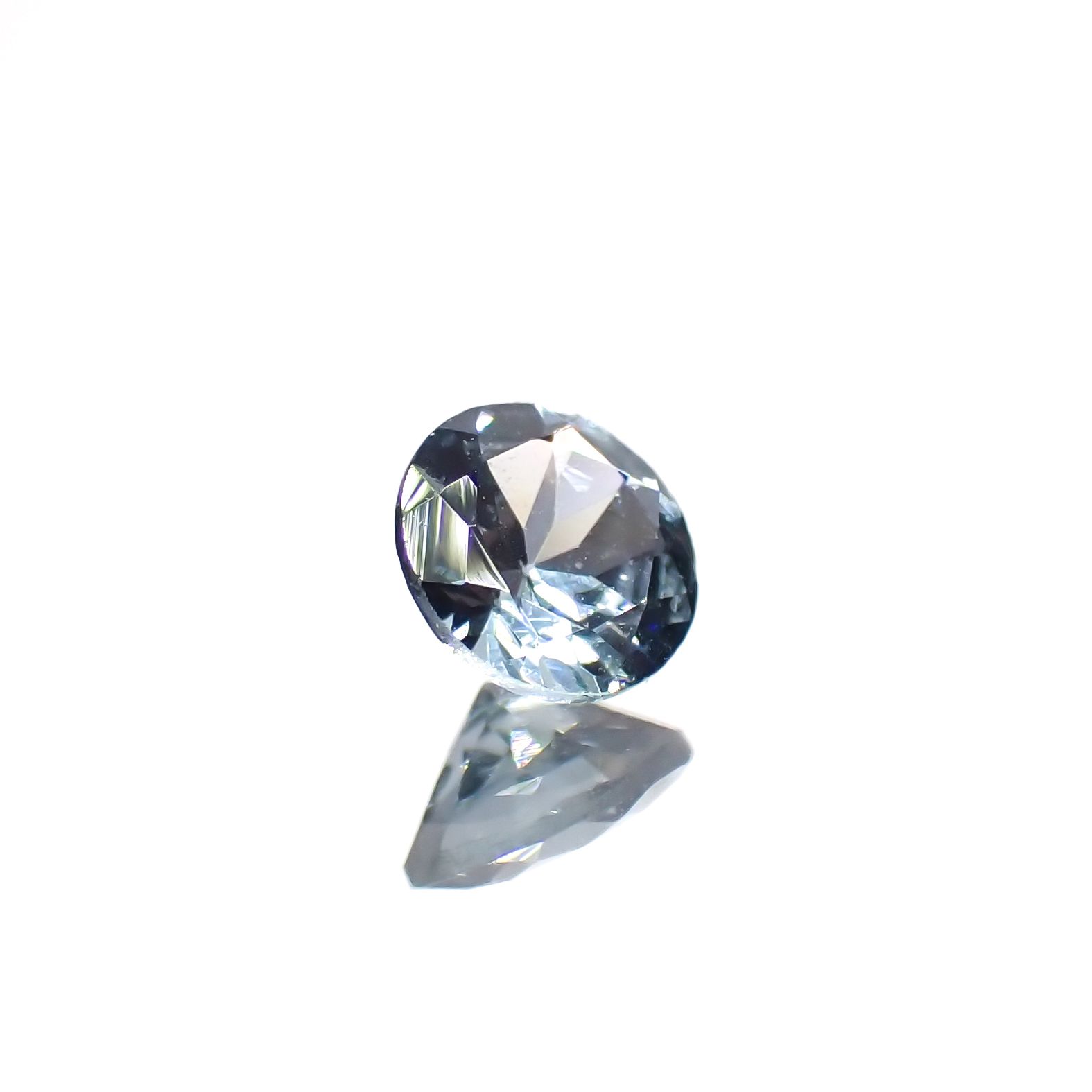 ブルーイッシュグレースピネル タンザニア産 0.26ct[231224878]4x4mm前後