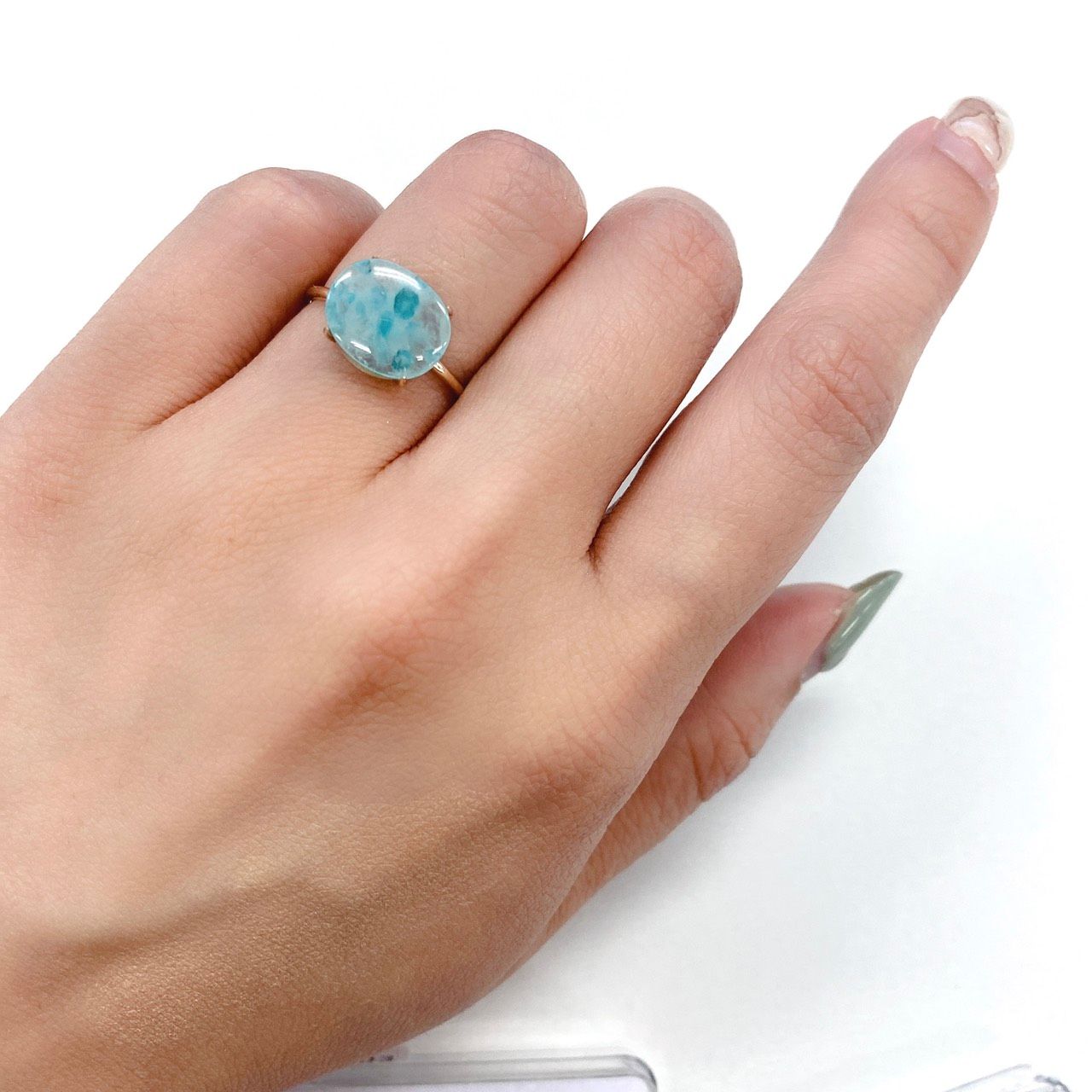 パライバトルマリンインクォーツ ブラジル産 ルース 2.27ct[210410803]11×8.9mm前後