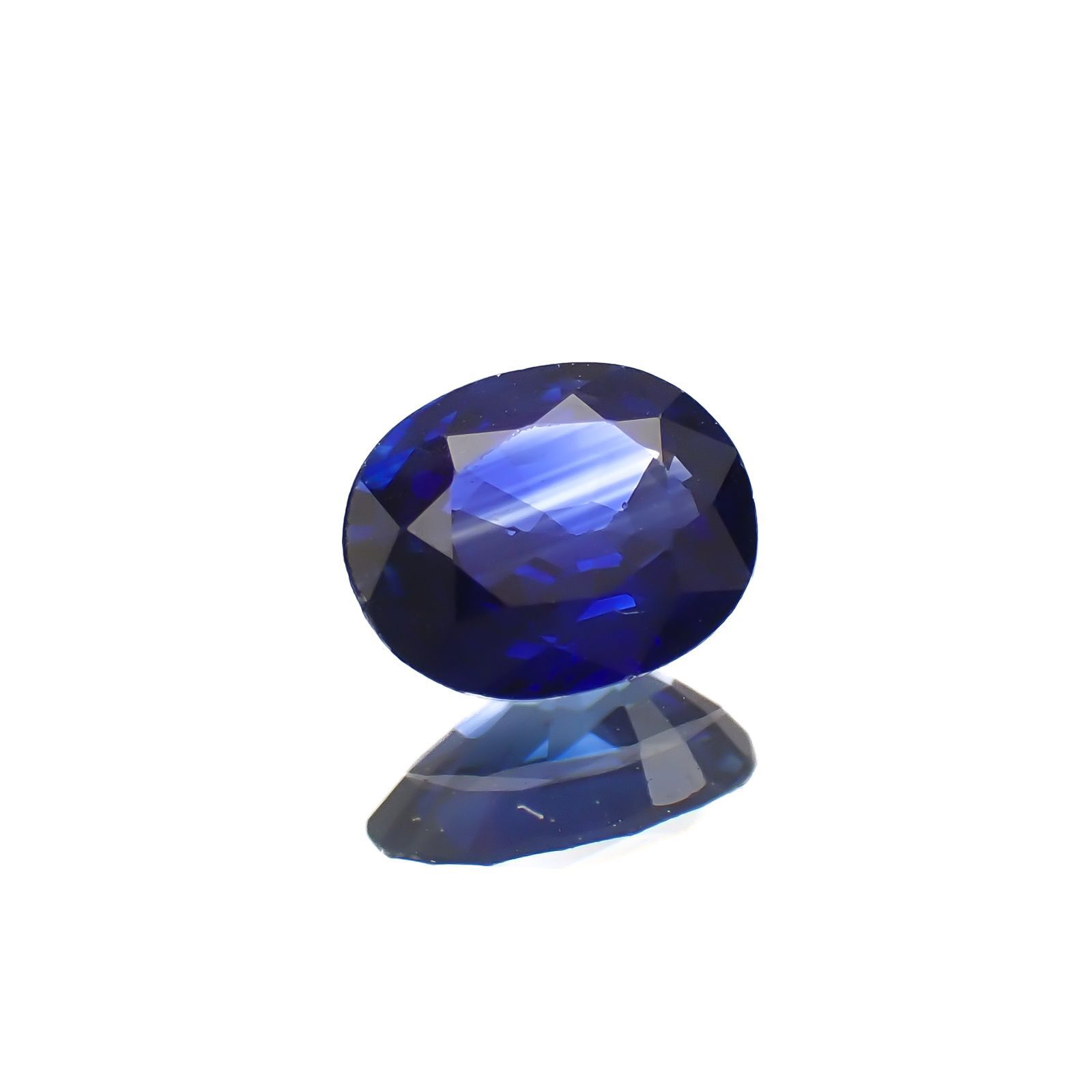 サファイア(宝石名サファイア)スリランカ/マダガスカル産 0.68ct 識別済[220917645]5.9x4.8mm前後