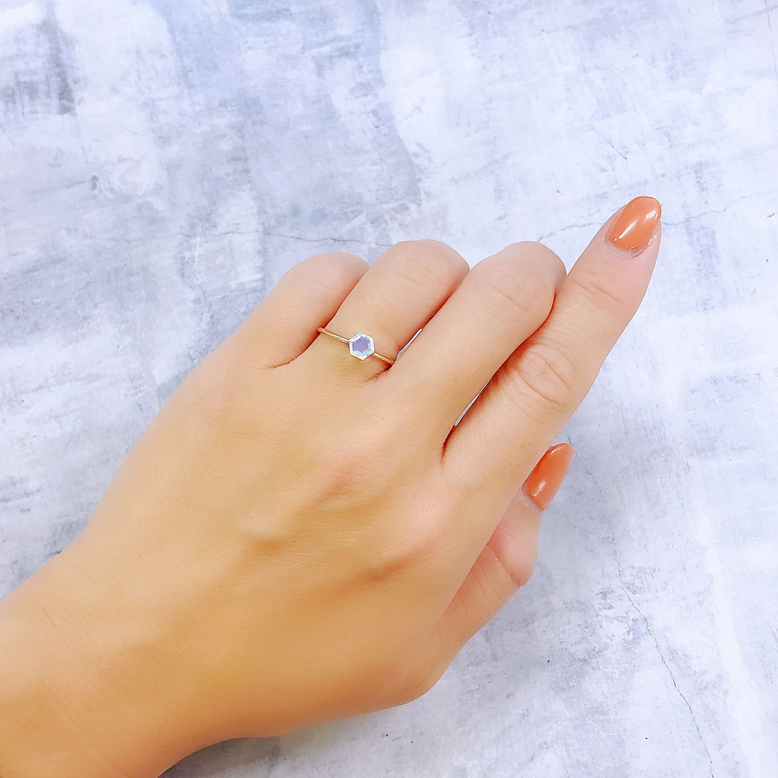 ◇ヘキサゴンカット◇エチオピアオパール エチオピア産 0.34ct[221018436]4.8x4.8mm前後