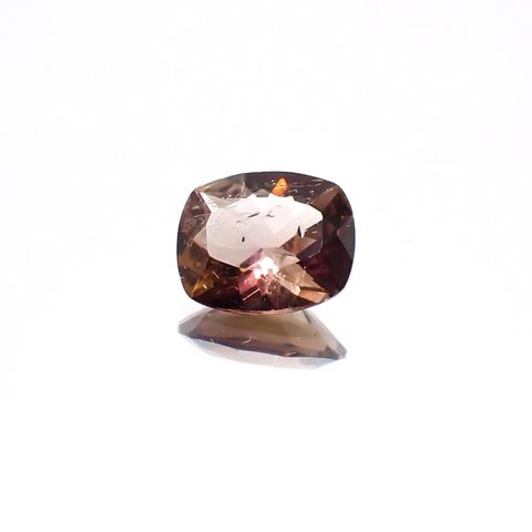 アキシナイト(宝石名アキシナイト)パキスタン産 1.03ct 識別済[231224383]7.2x6mm前後